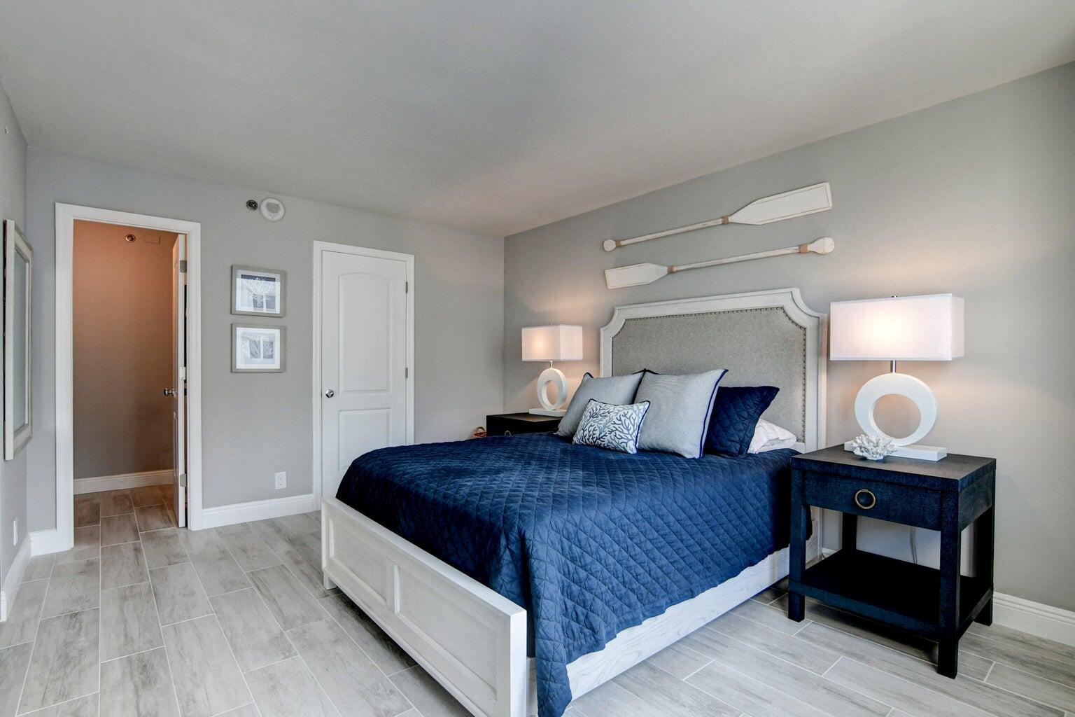 AMBASSADORS V NORTH CONDO - Residential