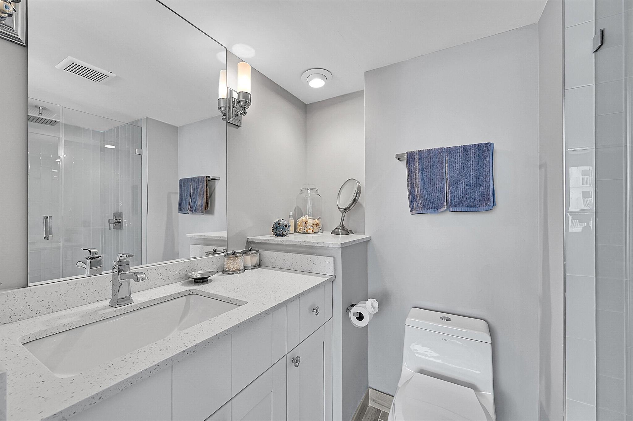 AMBASSADORS V NORTH CONDO - Residential