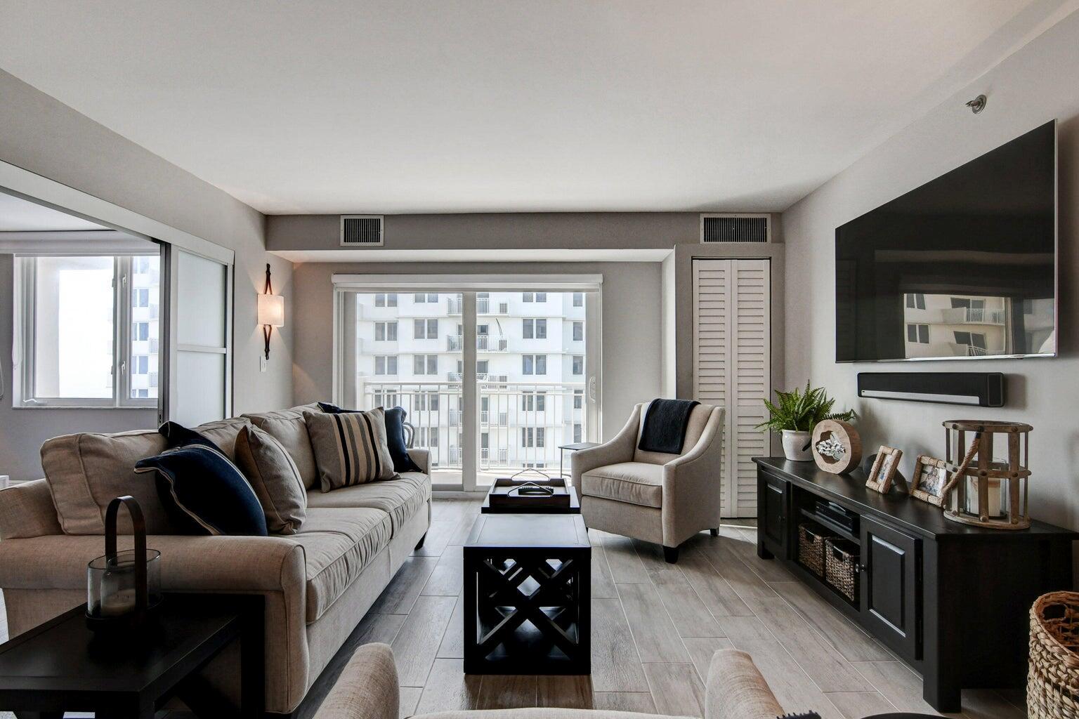 AMBASSADORS V NORTH CONDO - Residential