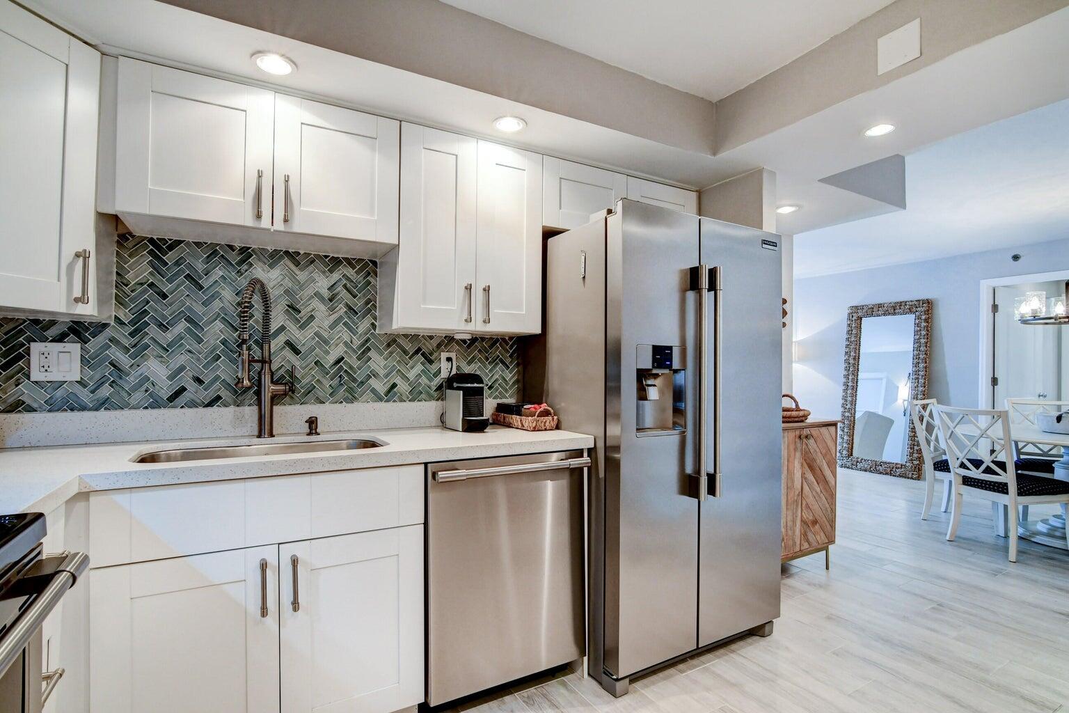 AMBASSADORS V NORTH CONDO - Residential