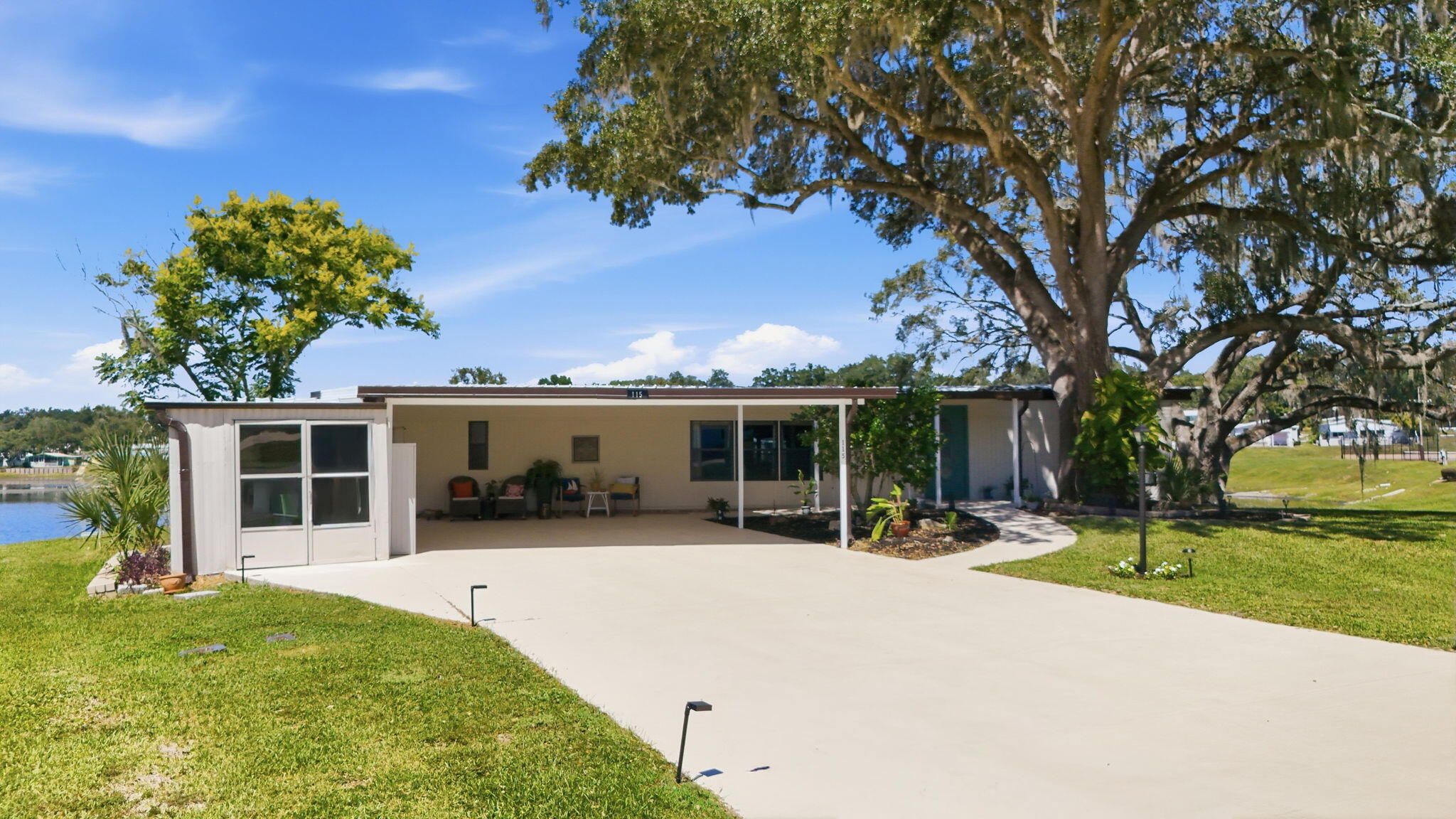 115 Willow Way