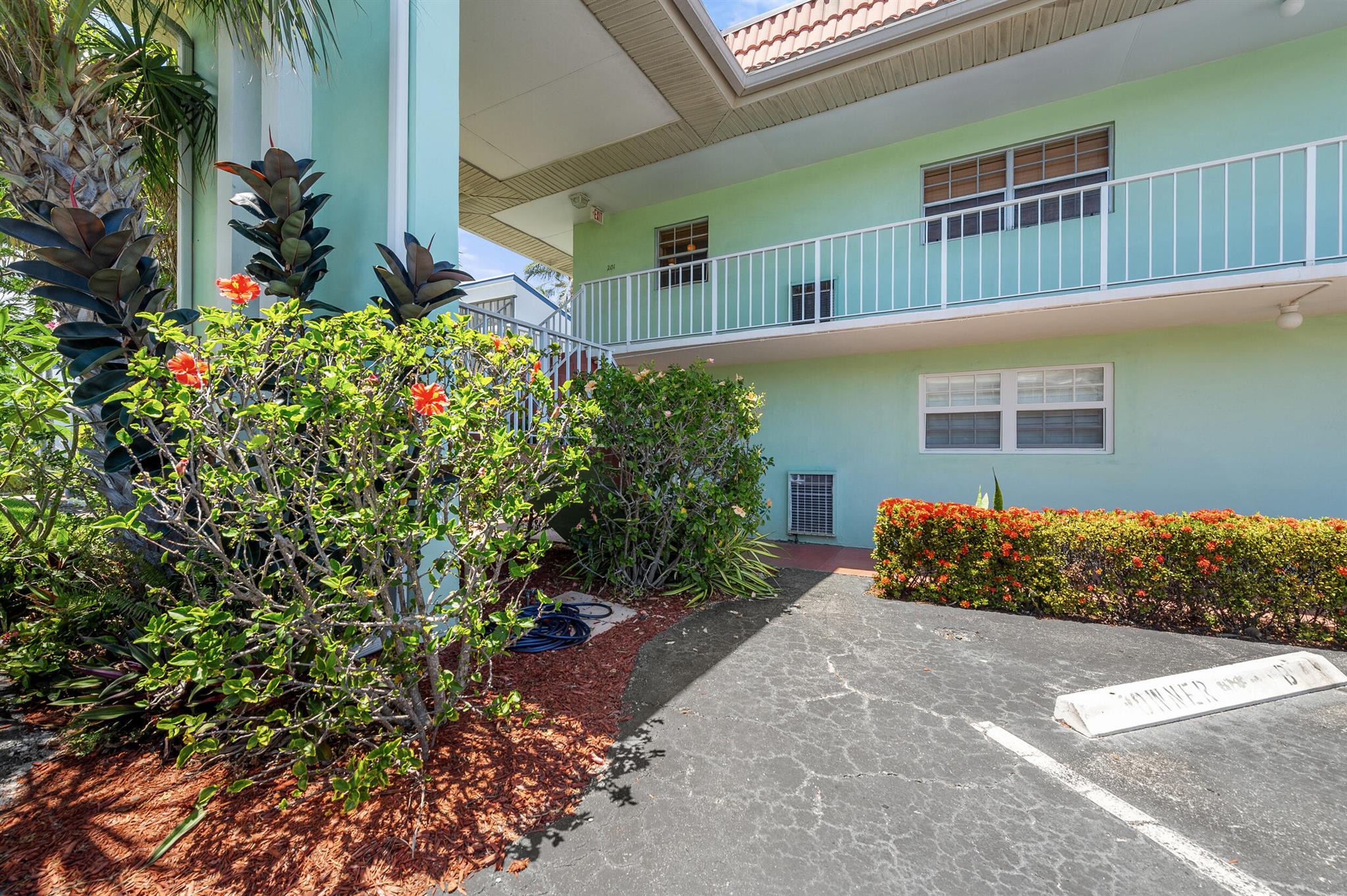 117 Lehane Terrace 201