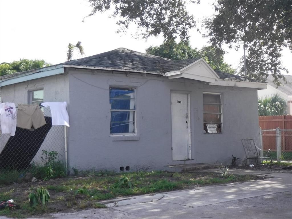 Photo of 508 N 14th Street, Fort Pierce, FL 34950 (MLS # R10749390)