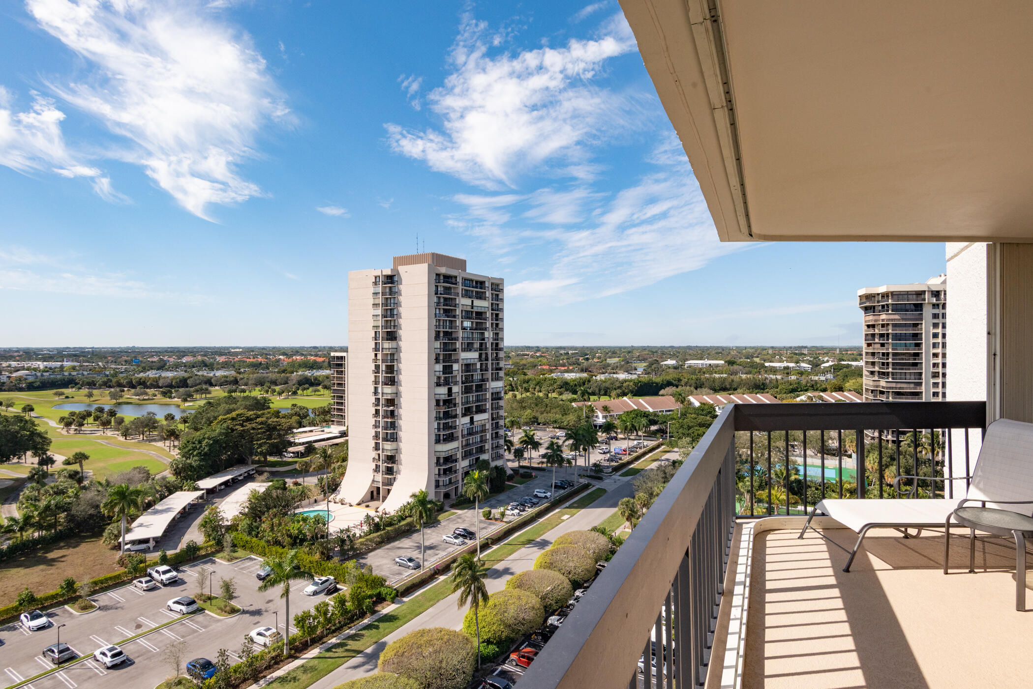 LANDS OF THE PRESIDENT CONDO 3 - Residential