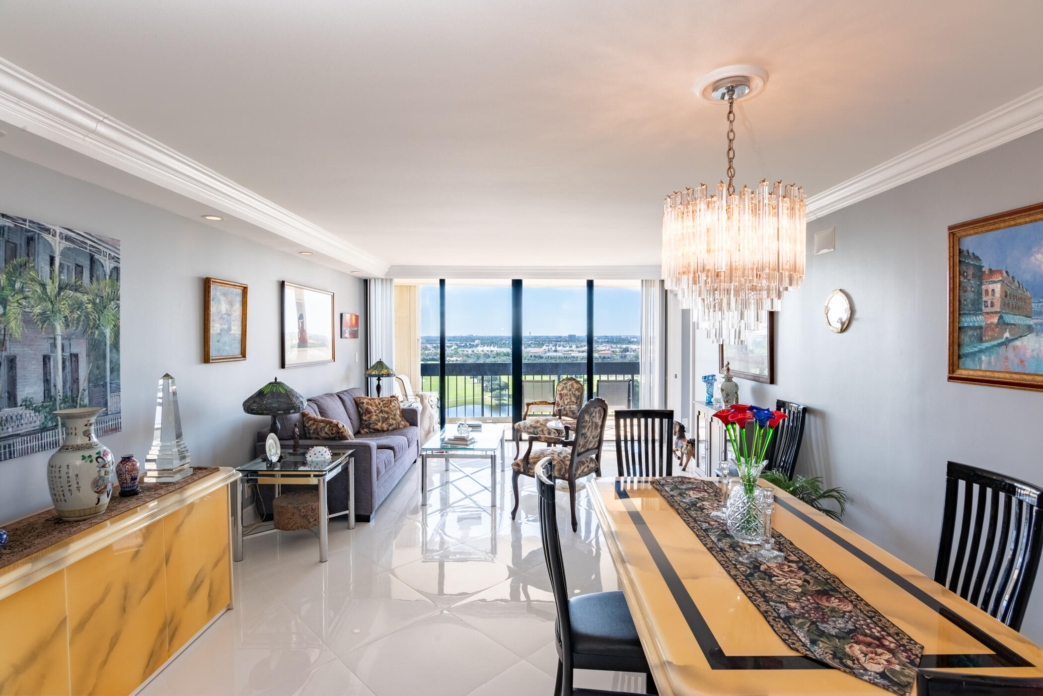 2400 Presidential Way 1506