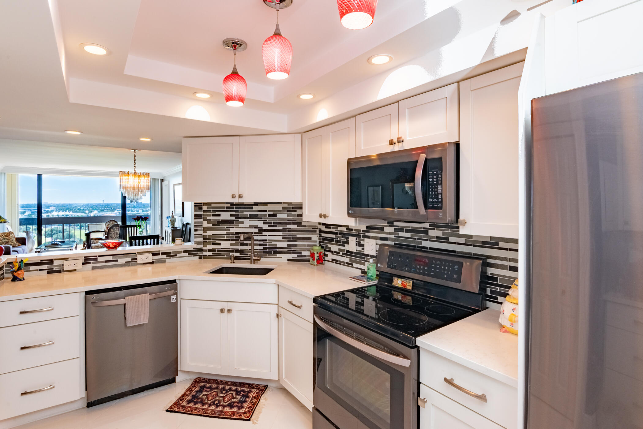 LANDS OF THE PRESIDENT CONDO 3 - Residential