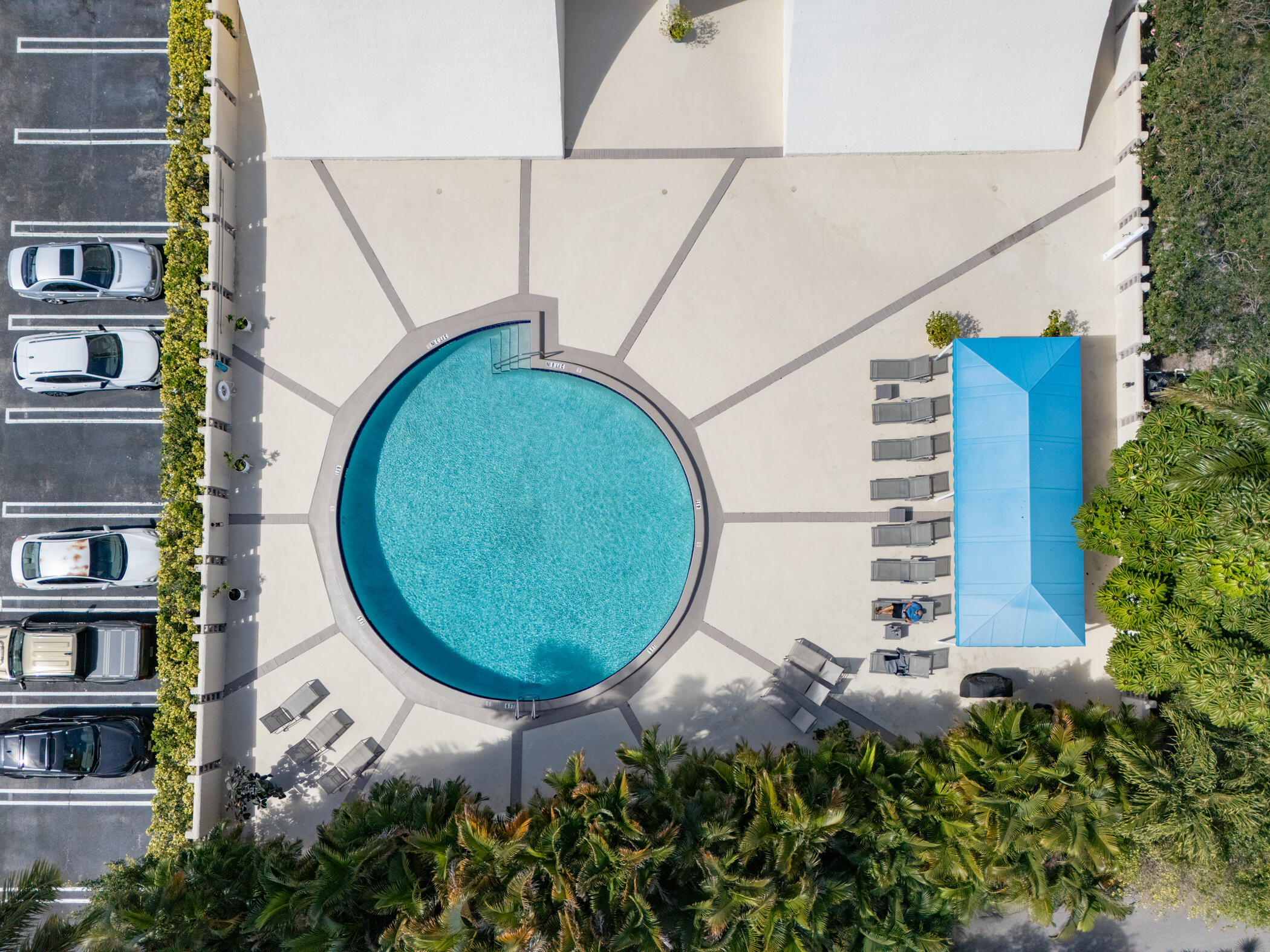 LANDS OF THE PRESIDENT CONDO 3 - Residential