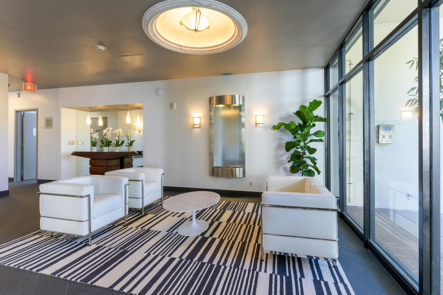 LANDS OF THE PRESIDENT CONDO 3 - Residential