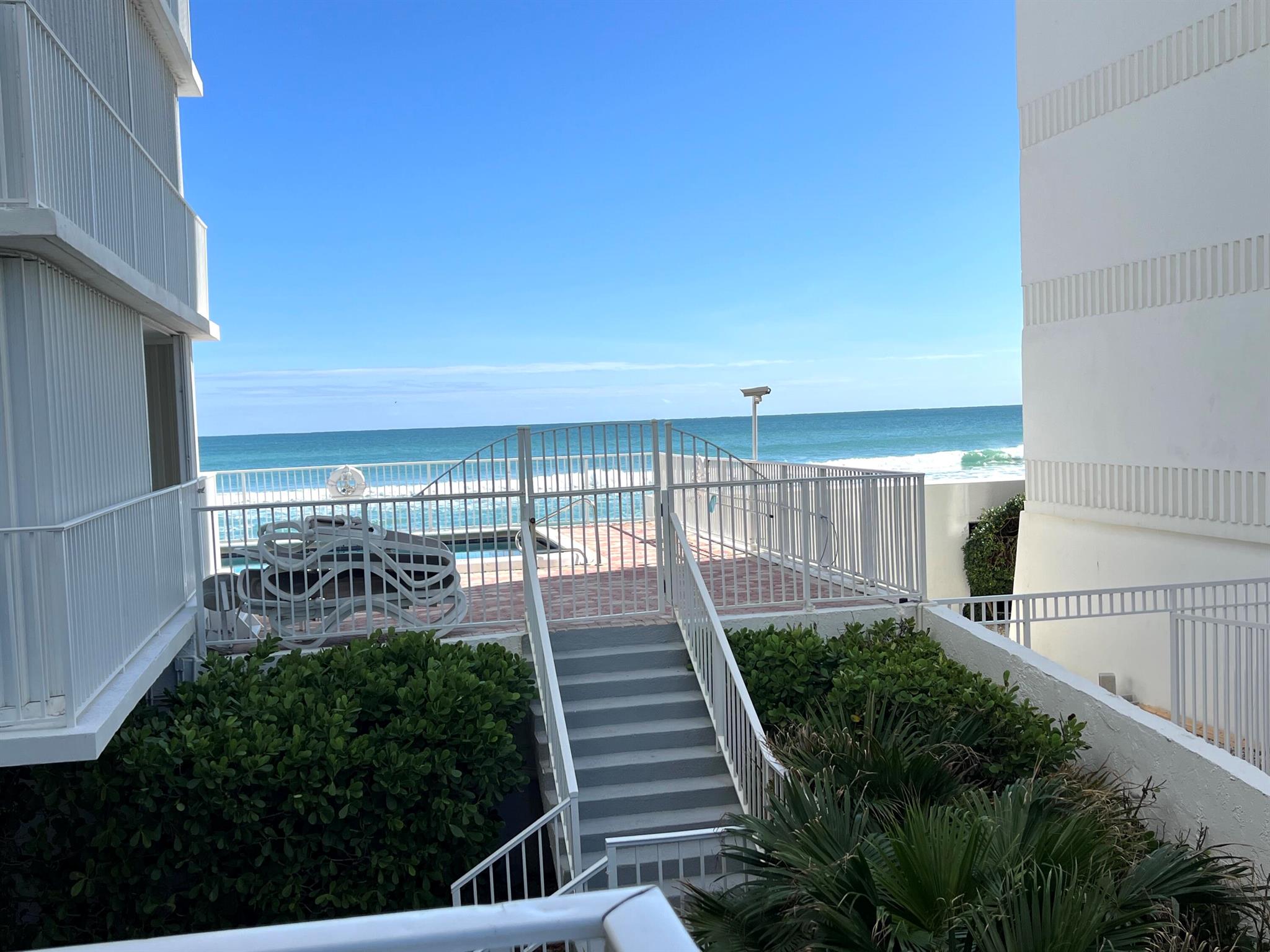 HORIZON EAST CONDO - Residential Lease