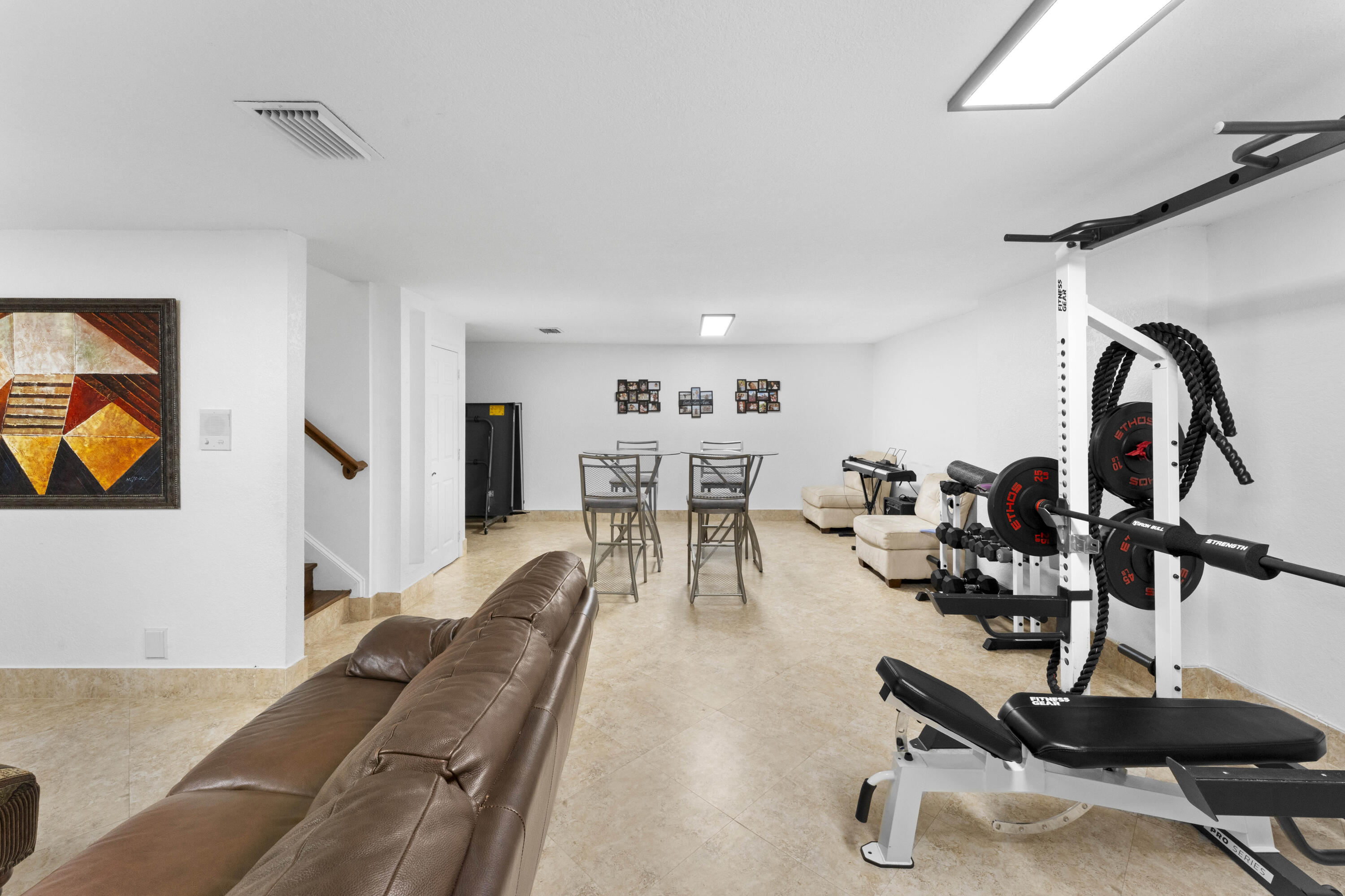 CEDAR RIDGE ESTATES - Residential Lease