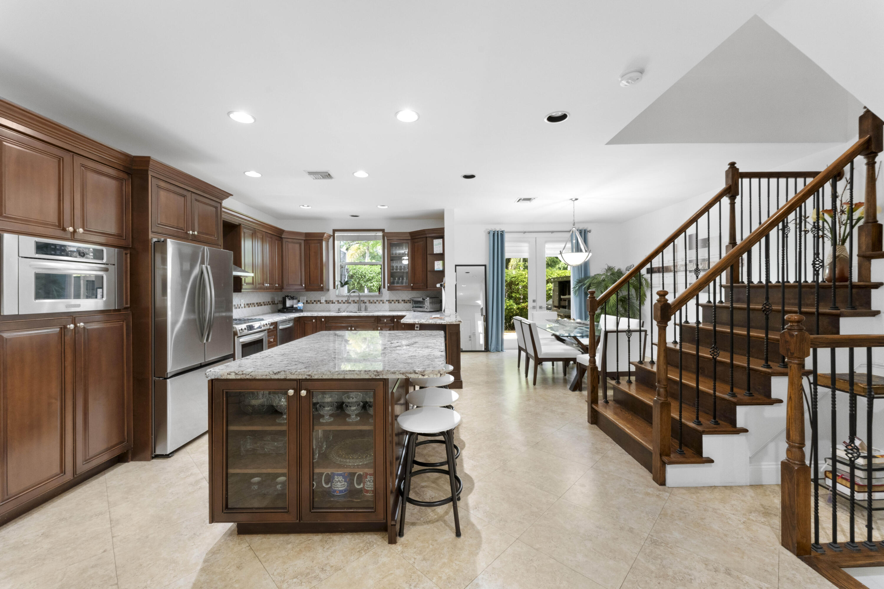 CEDAR RIDGE ESTATES - Residential Lease