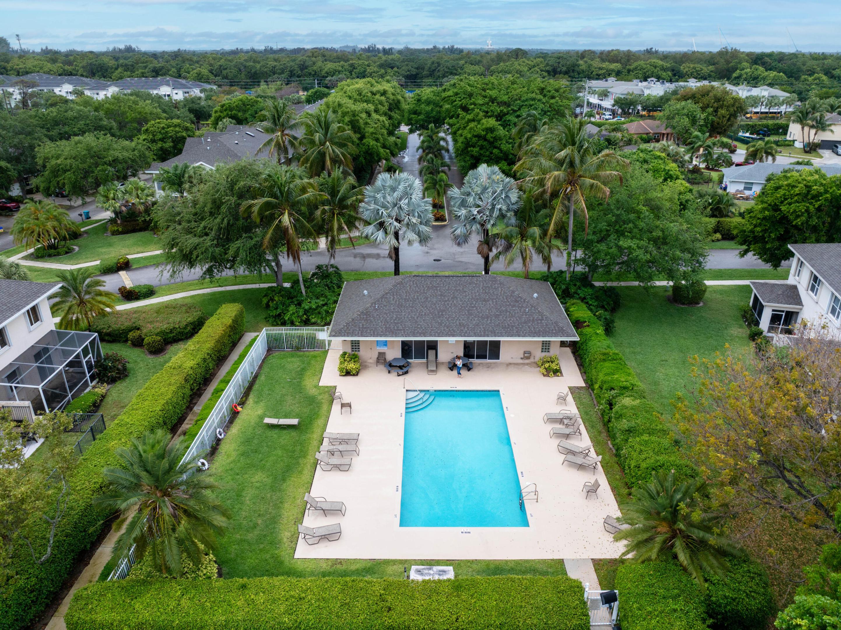 CEDAR RIDGE ESTATES - Residential Lease