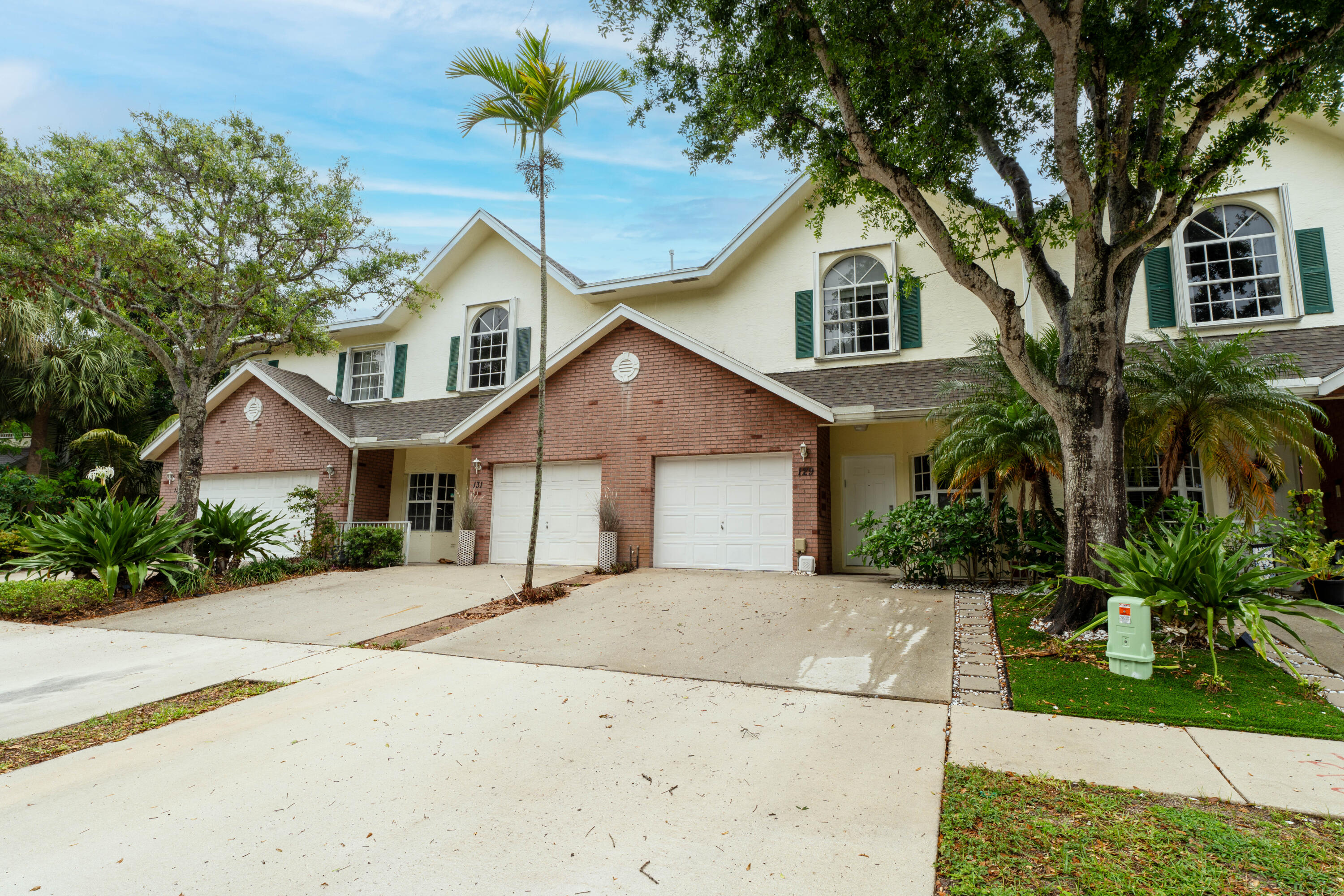 CEDAR RIDGE ESTATES - Residential Lease