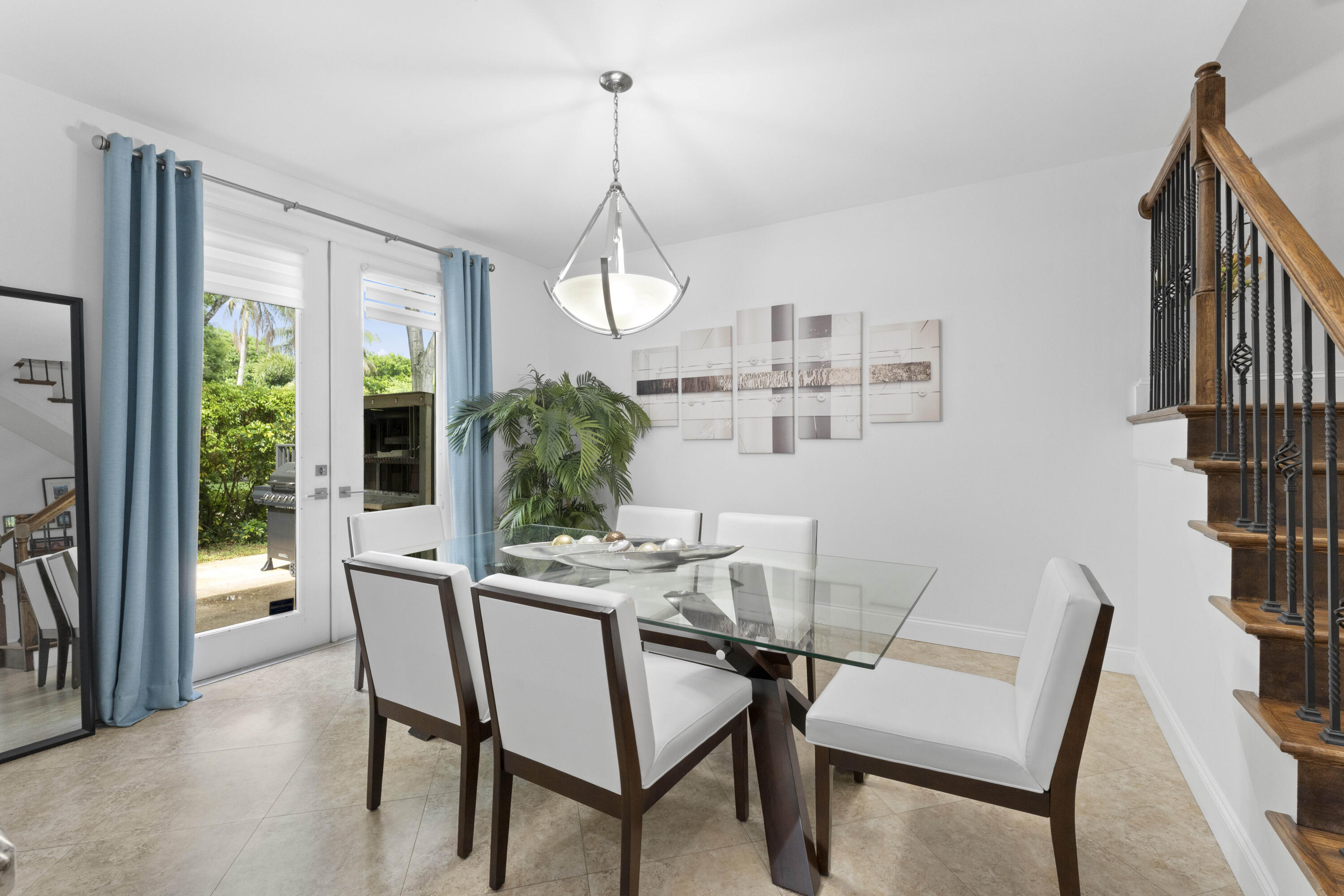 CEDAR RIDGE ESTATES - Residential Lease
