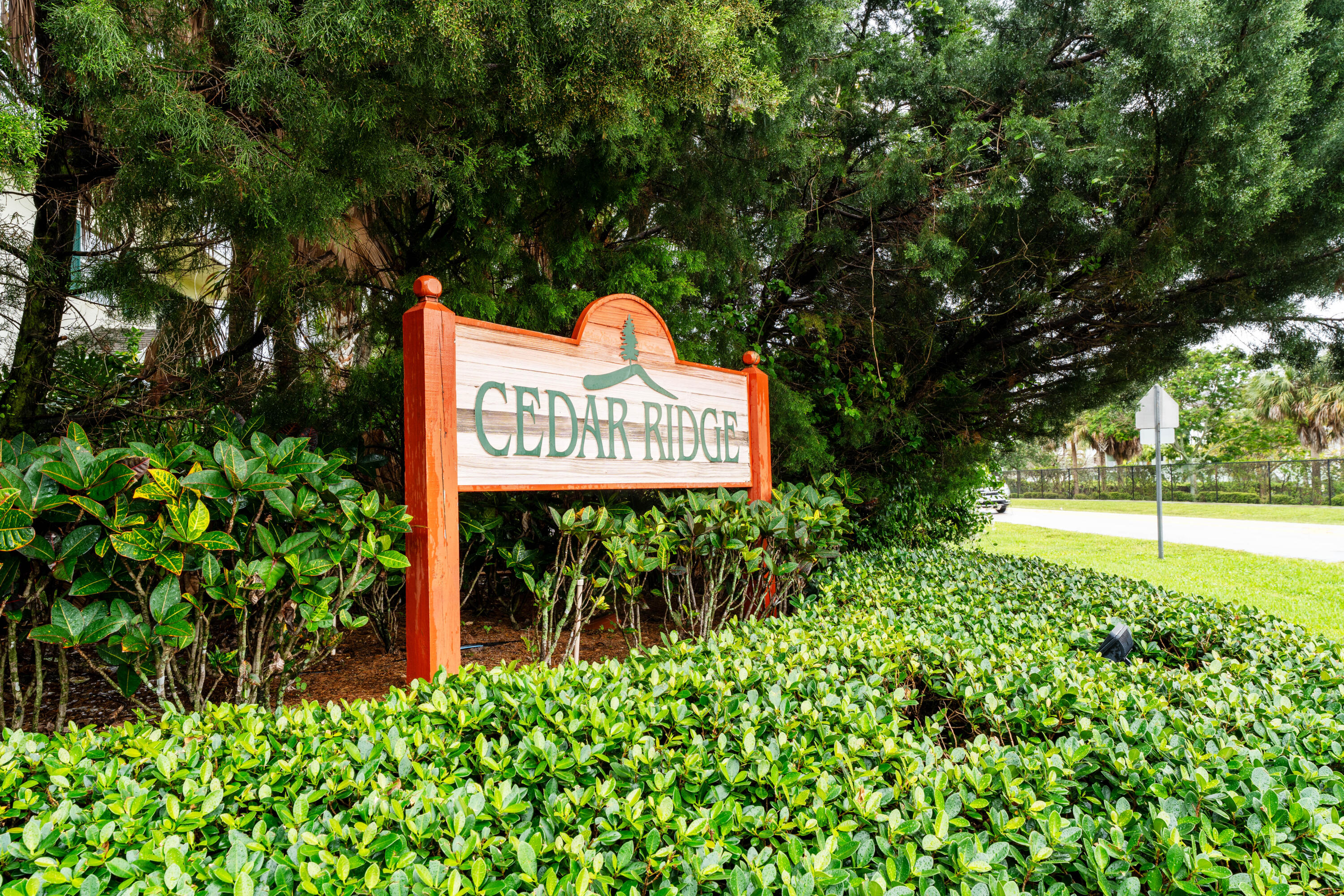 CEDAR RIDGE ESTATES - Residential Lease