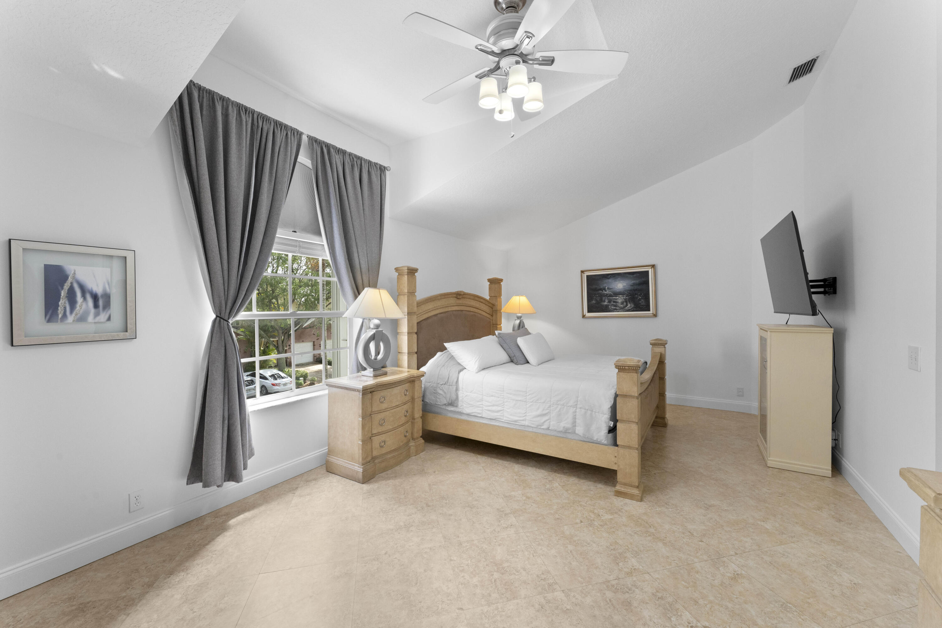 CEDAR RIDGE ESTATES - Residential Lease