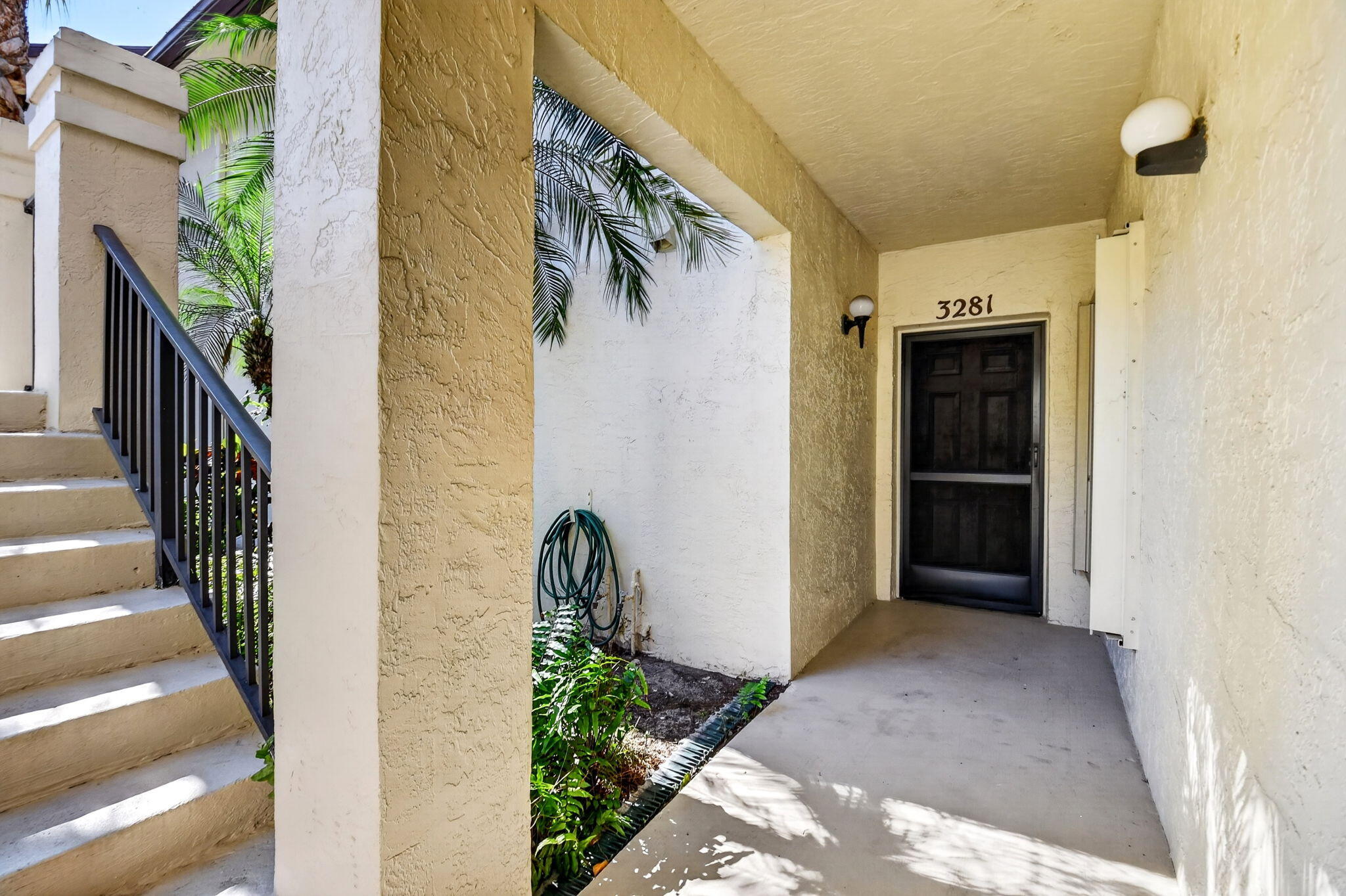 3281 Jog Park Drive