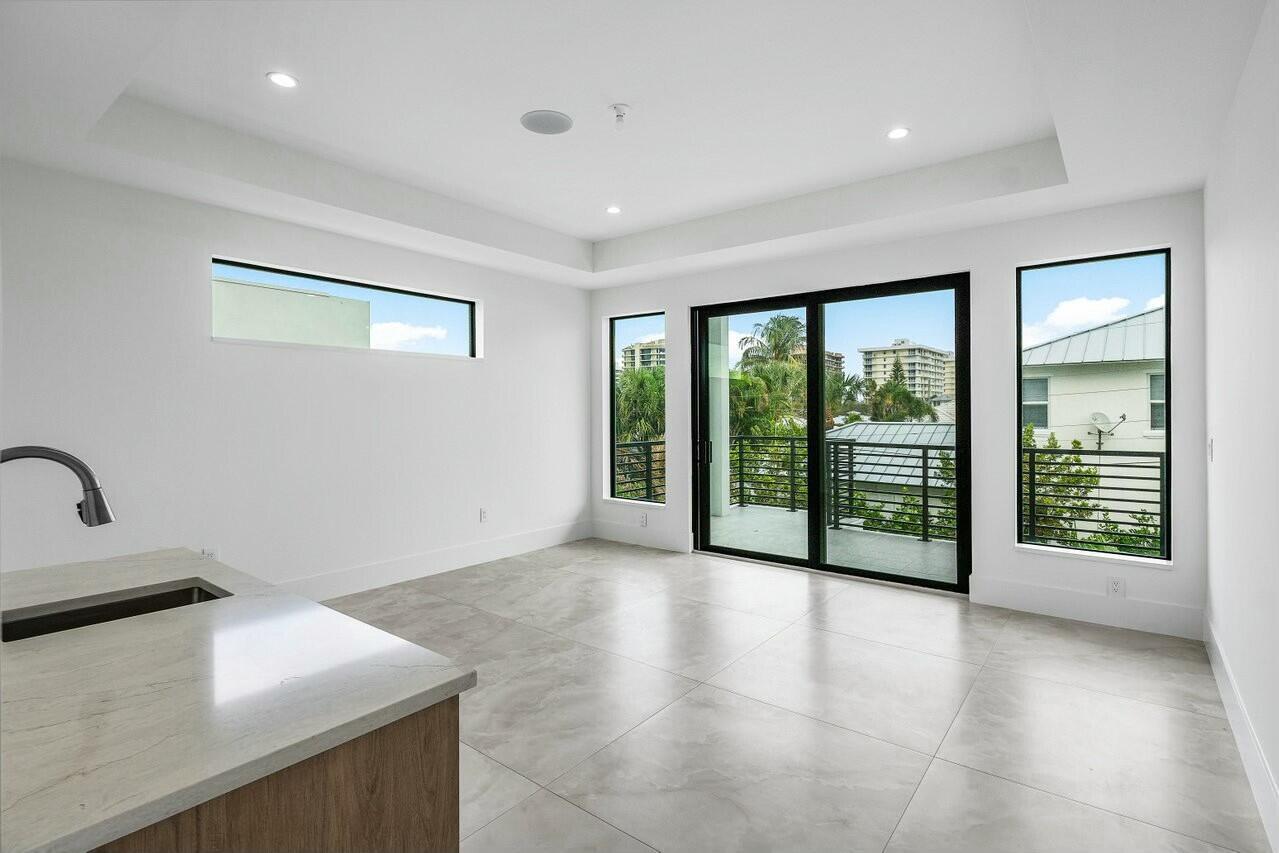 SEA VIEW RIDGE - Residential