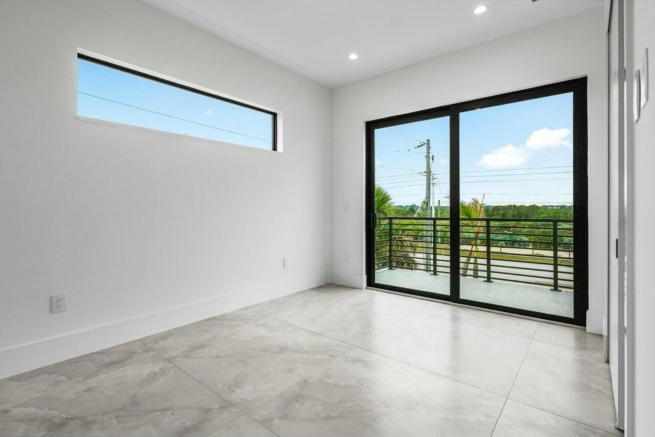 SEA VIEW RIDGE - Residential