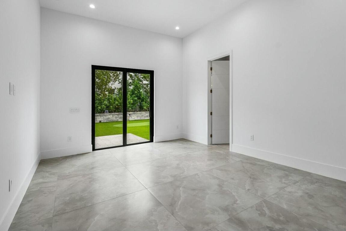 SEA VIEW RIDGE - Residential