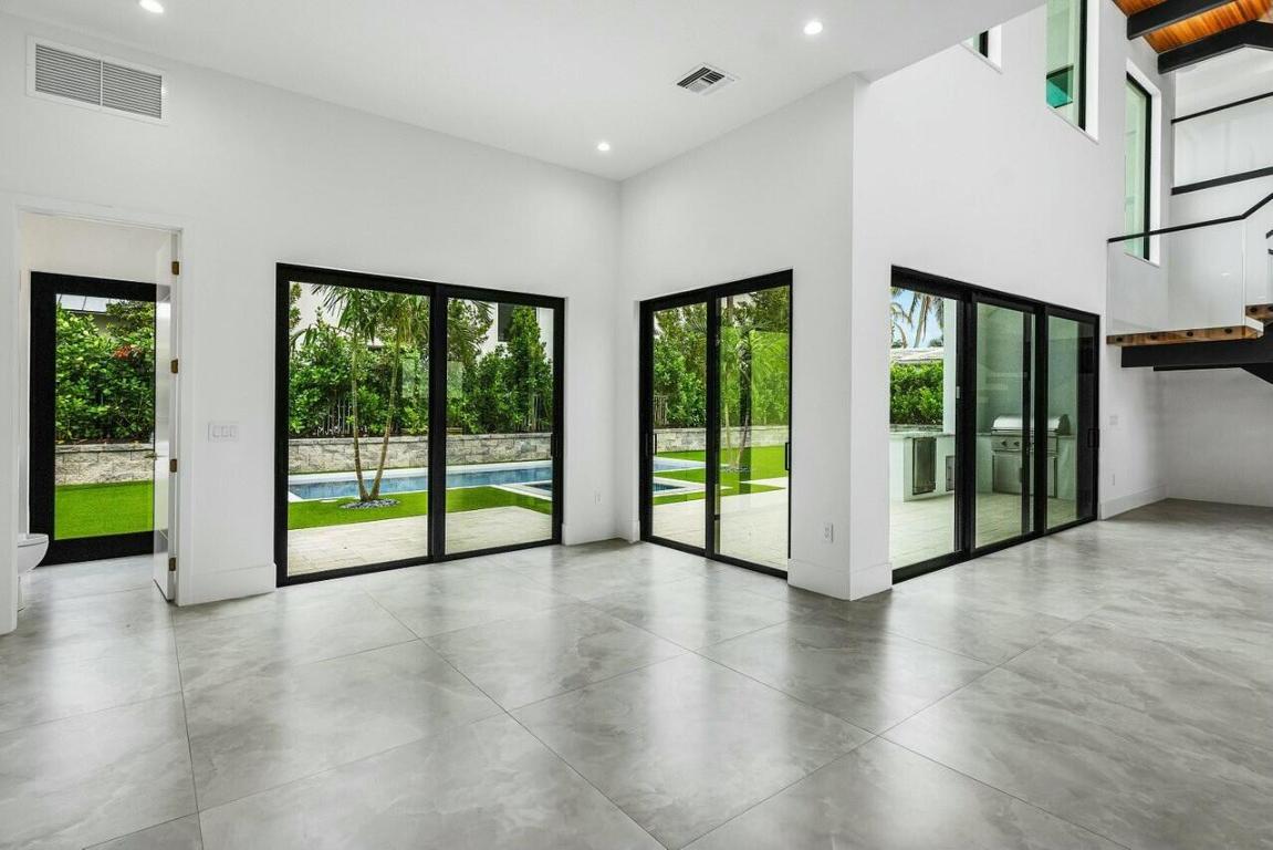 SEA VIEW RIDGE - Residential