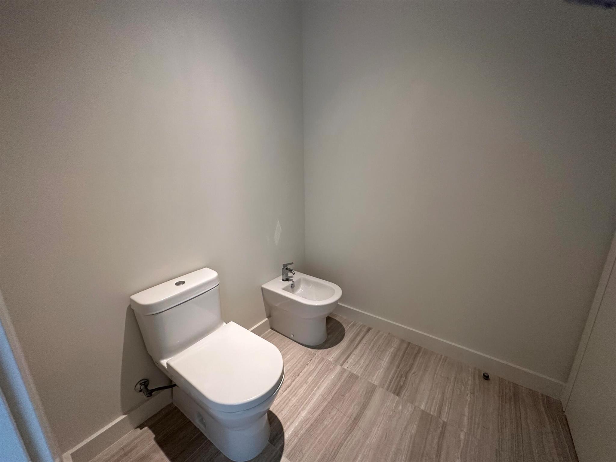 4701 NORTH MERIDIAN CONDO - Residential Lease