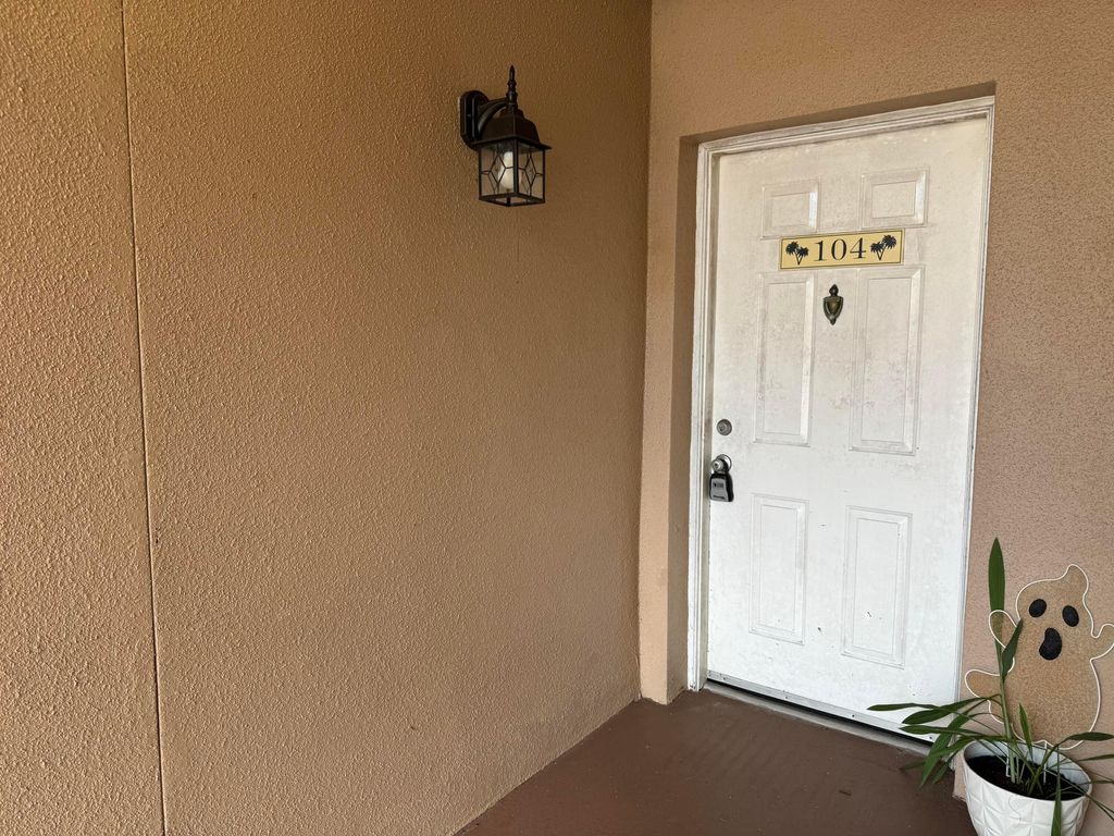 Photo of 815 W Boynton Beach Boulevard #13-104, Boynton Beach, FL 33426 (MLS # R11027056)