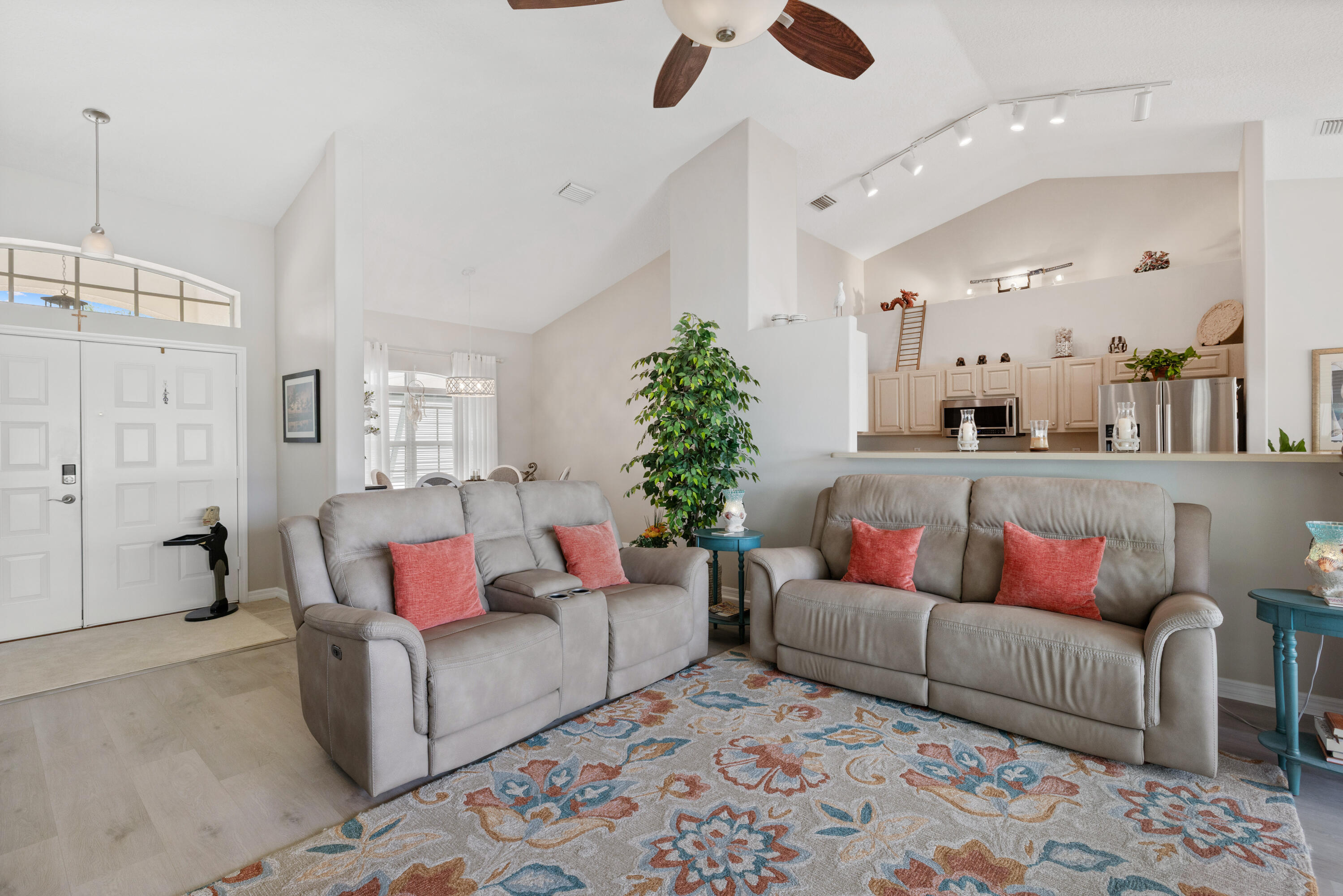 LAUREL POINTE SUBDIVISION - Residential