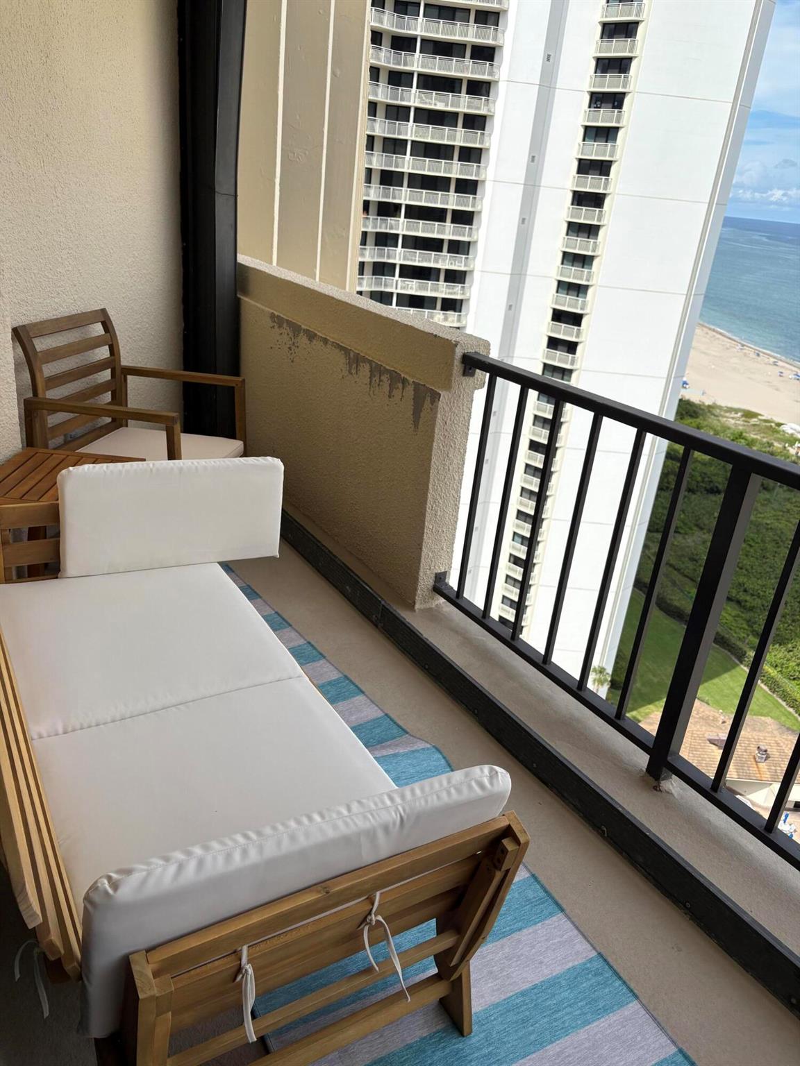 PHOENIX TOWERS CONDO - Residential Lease