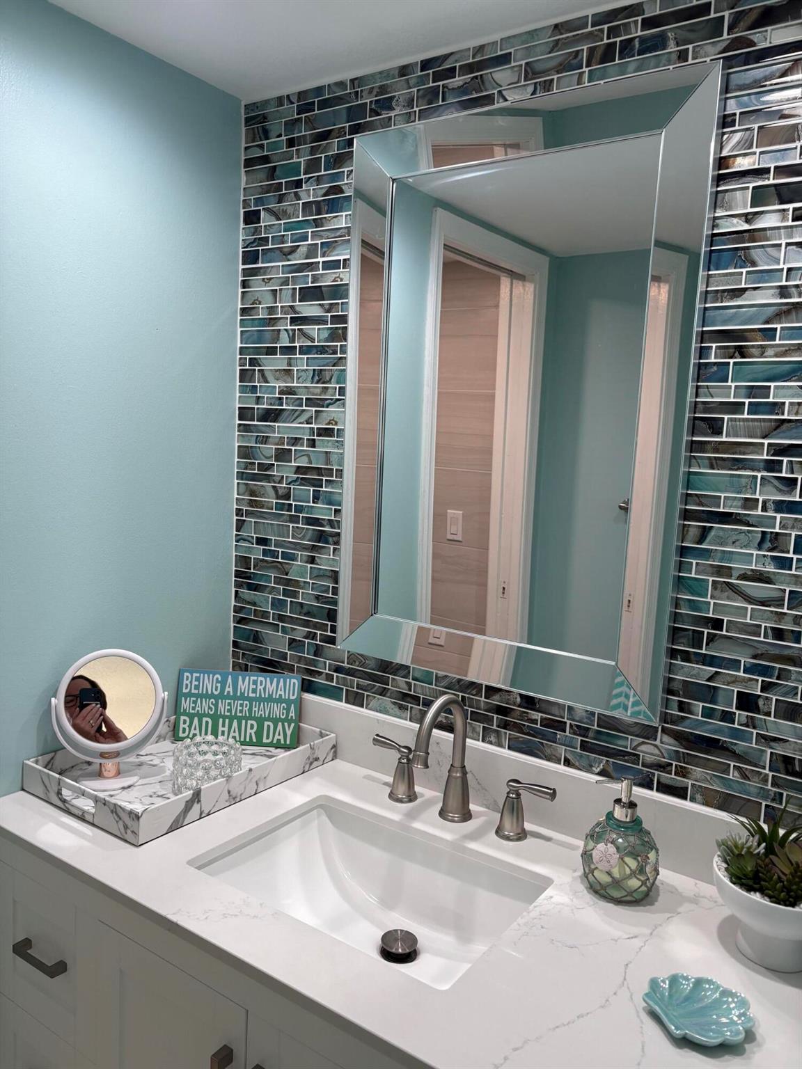 PHOENIX TOWERS CONDO - Residential Lease