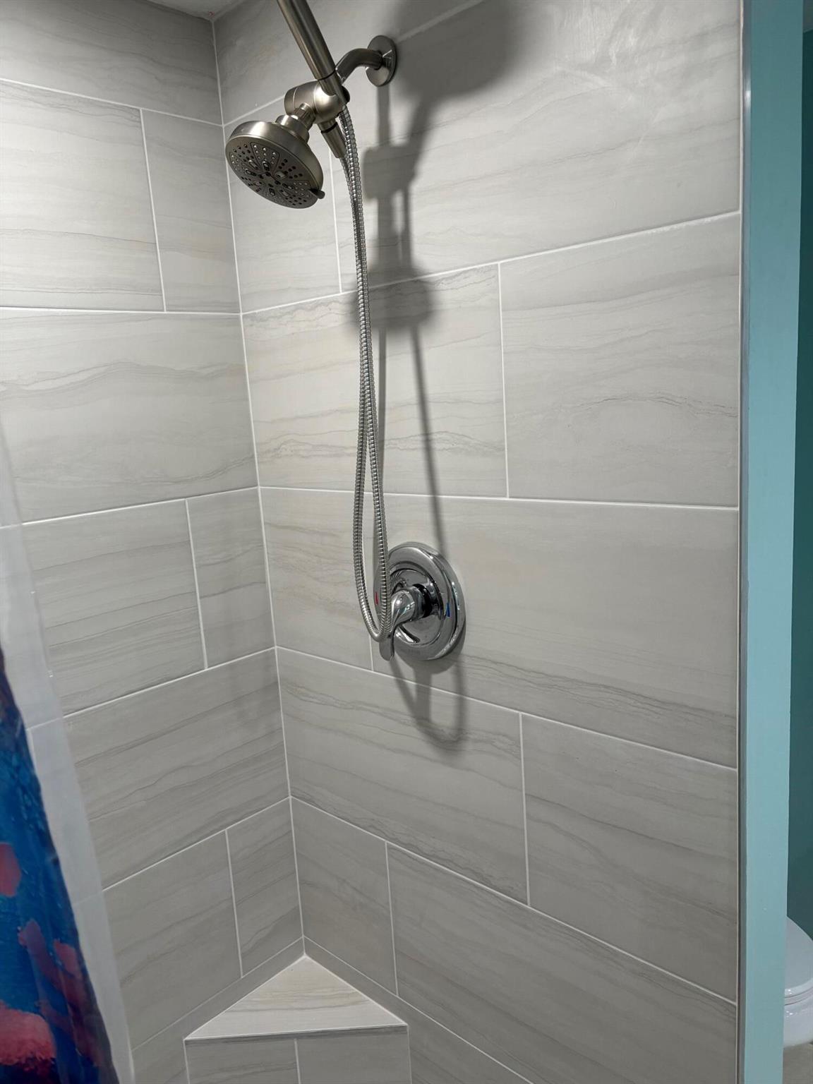 PHOENIX TOWERS CONDO - Residential Lease