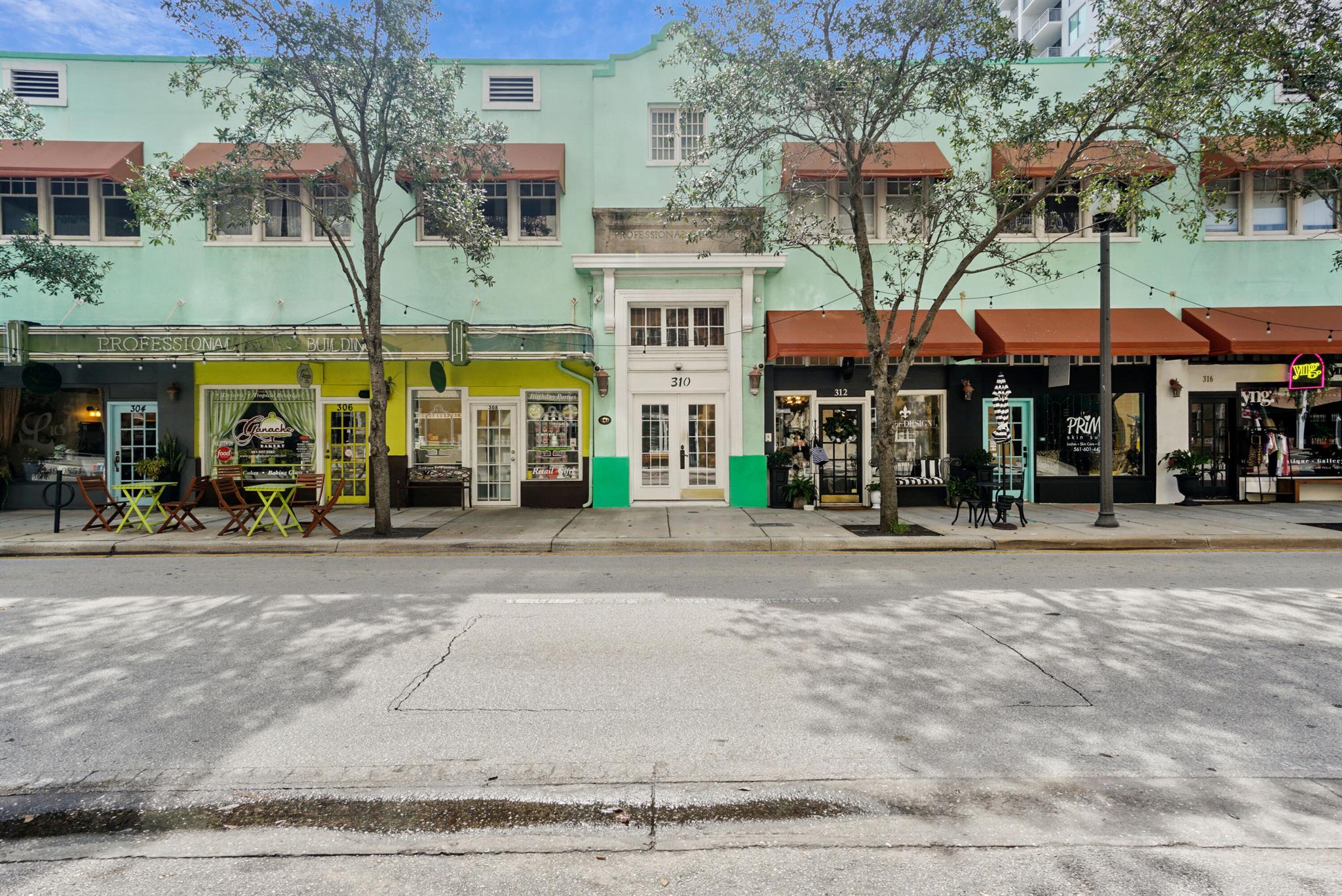 WEST PALM BEACH TOWN OF P - Residential Lease