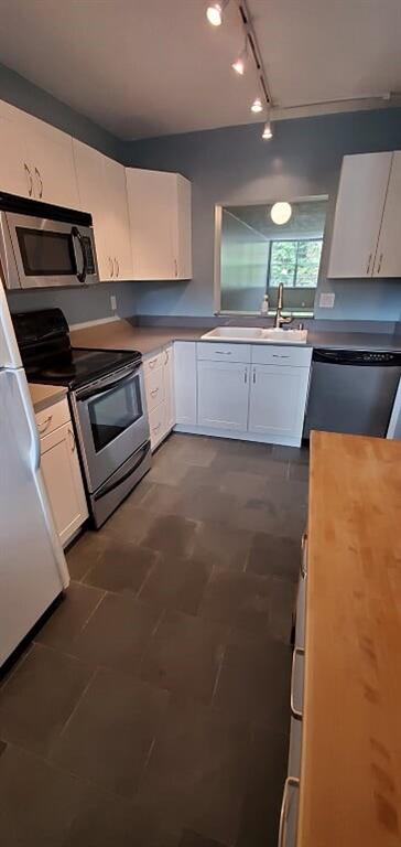 SABAL PINE EAST - Residential