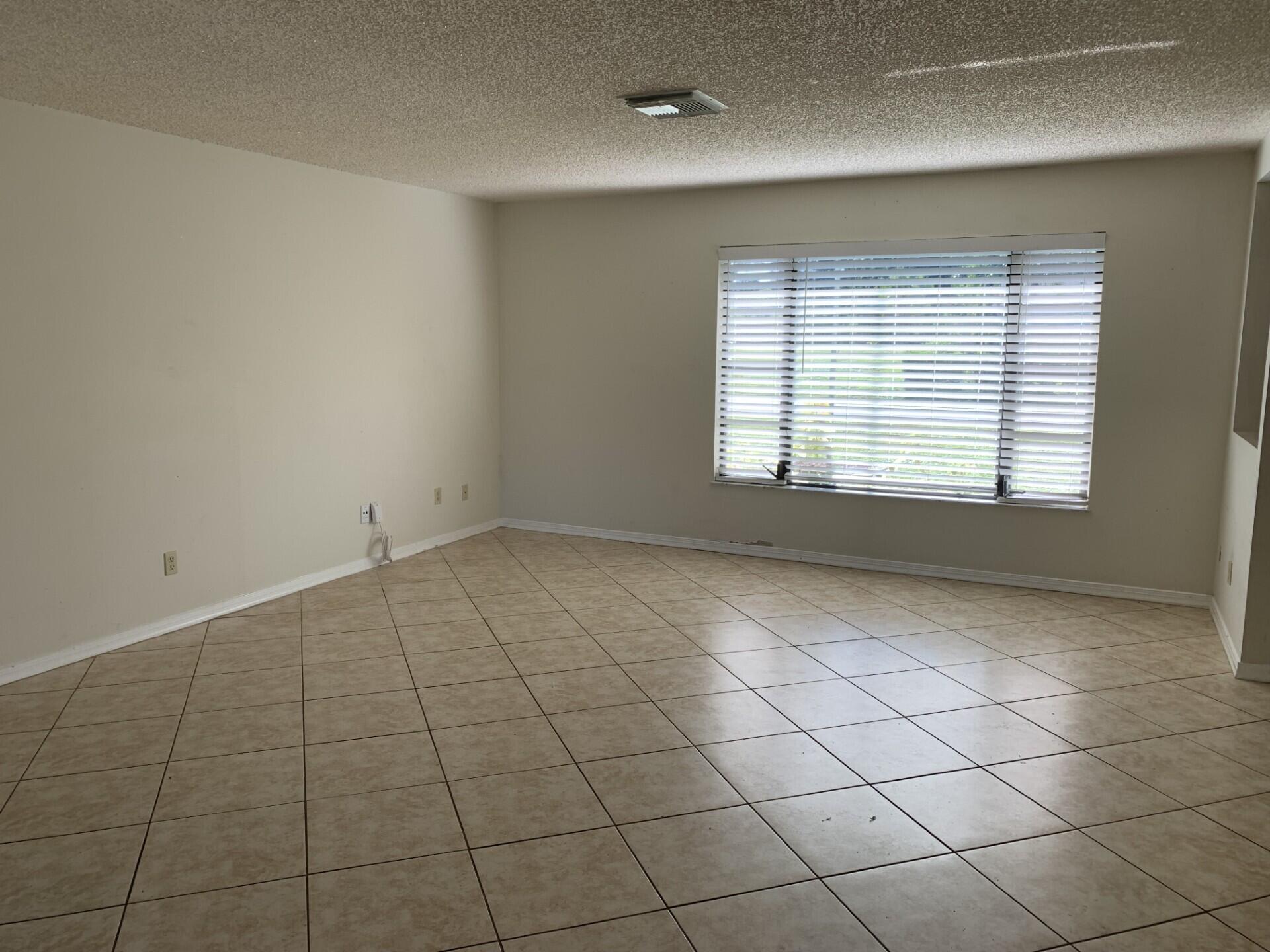 PORT ST LUCIE SECTION 13 - Residential