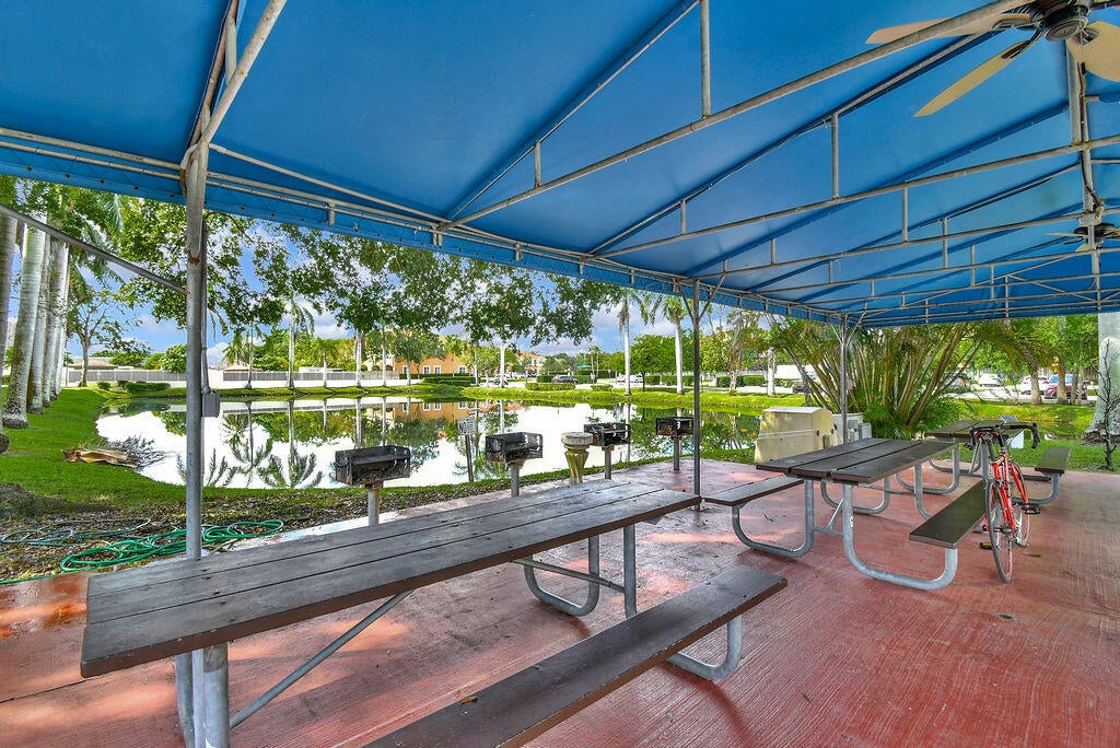 View photos, virtual tours, details... 6190 Woodlands Boulevard 107