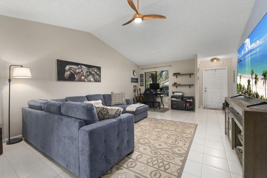 Photo of 9926 Watermill Circle #D, Boynton Beach, FL 33437 (MLS # R11146320)