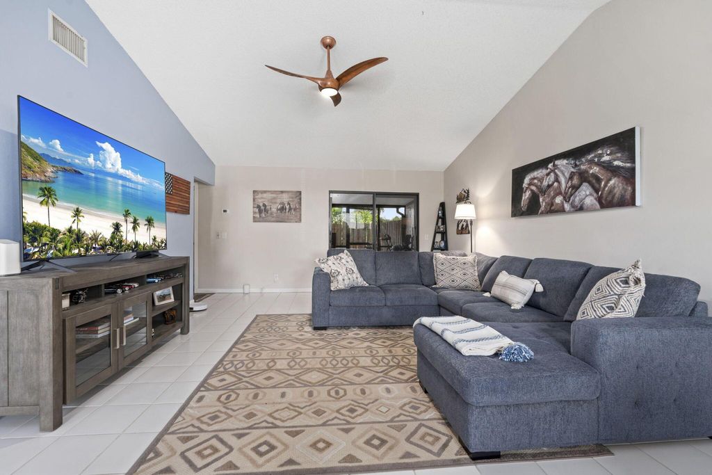 Photo of 9926 Watermill Circle #D, Boynton Beach, FL 33437 (MLS # R11146320)