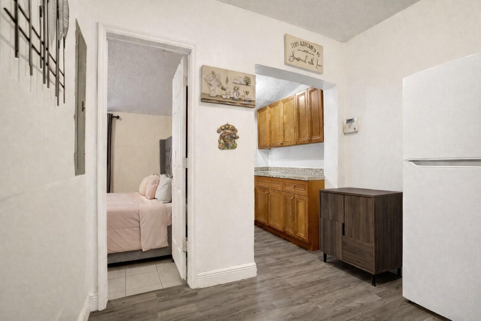 BELLCAMP MANOR - Residential Income