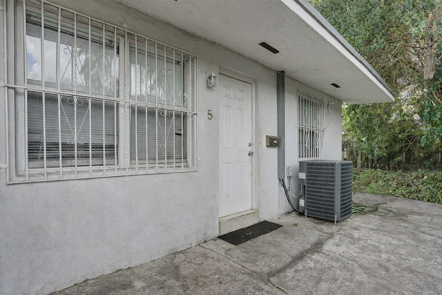 BELLCAMP MANOR - Residential Income