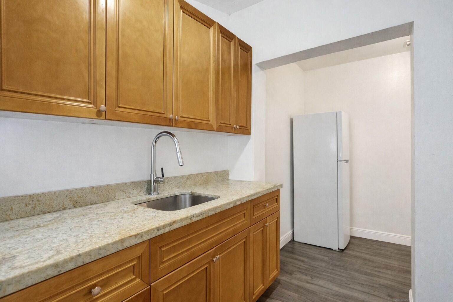 BELLCAMP MANOR - Residential Income