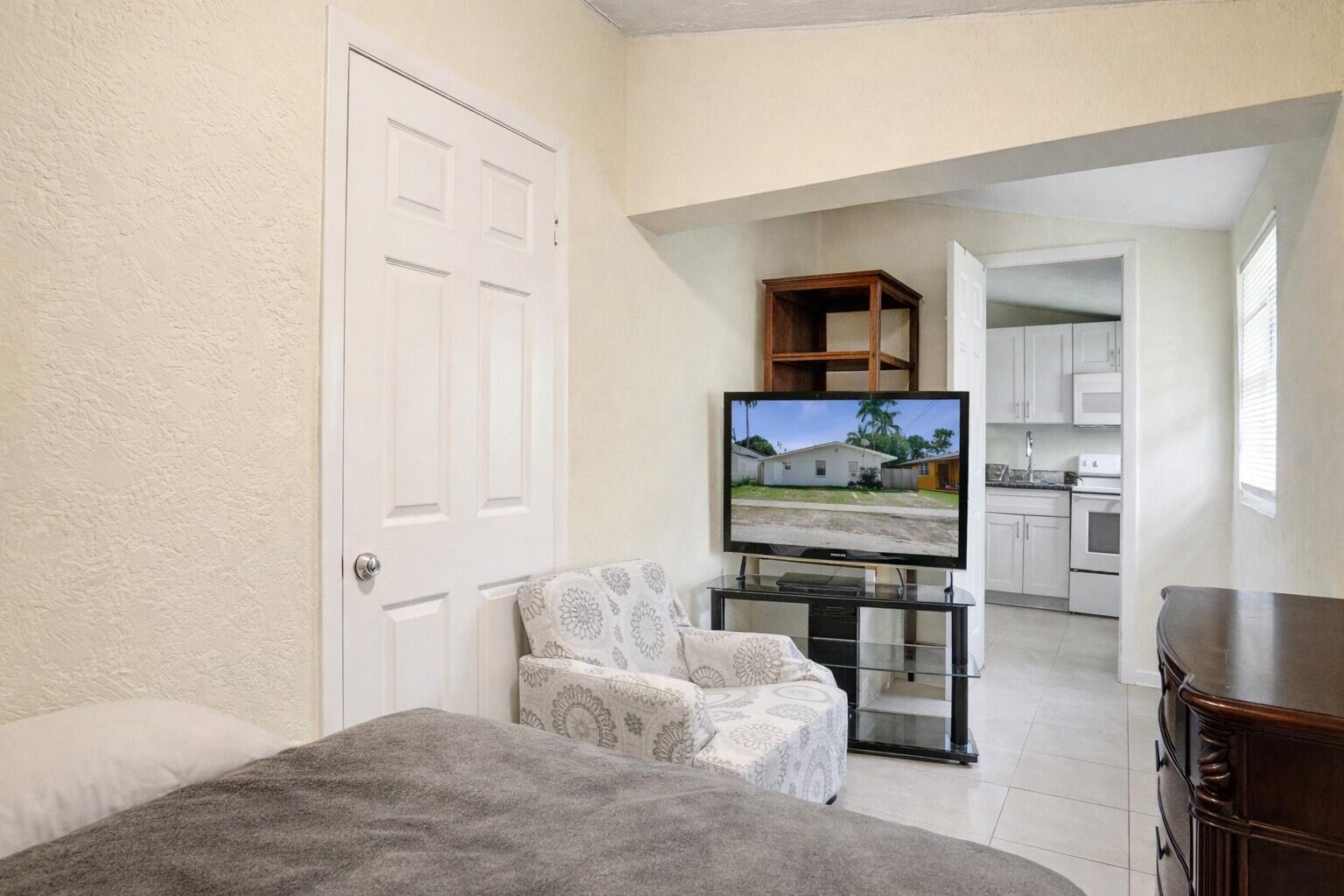 BELLCAMP MANOR - Residential Income