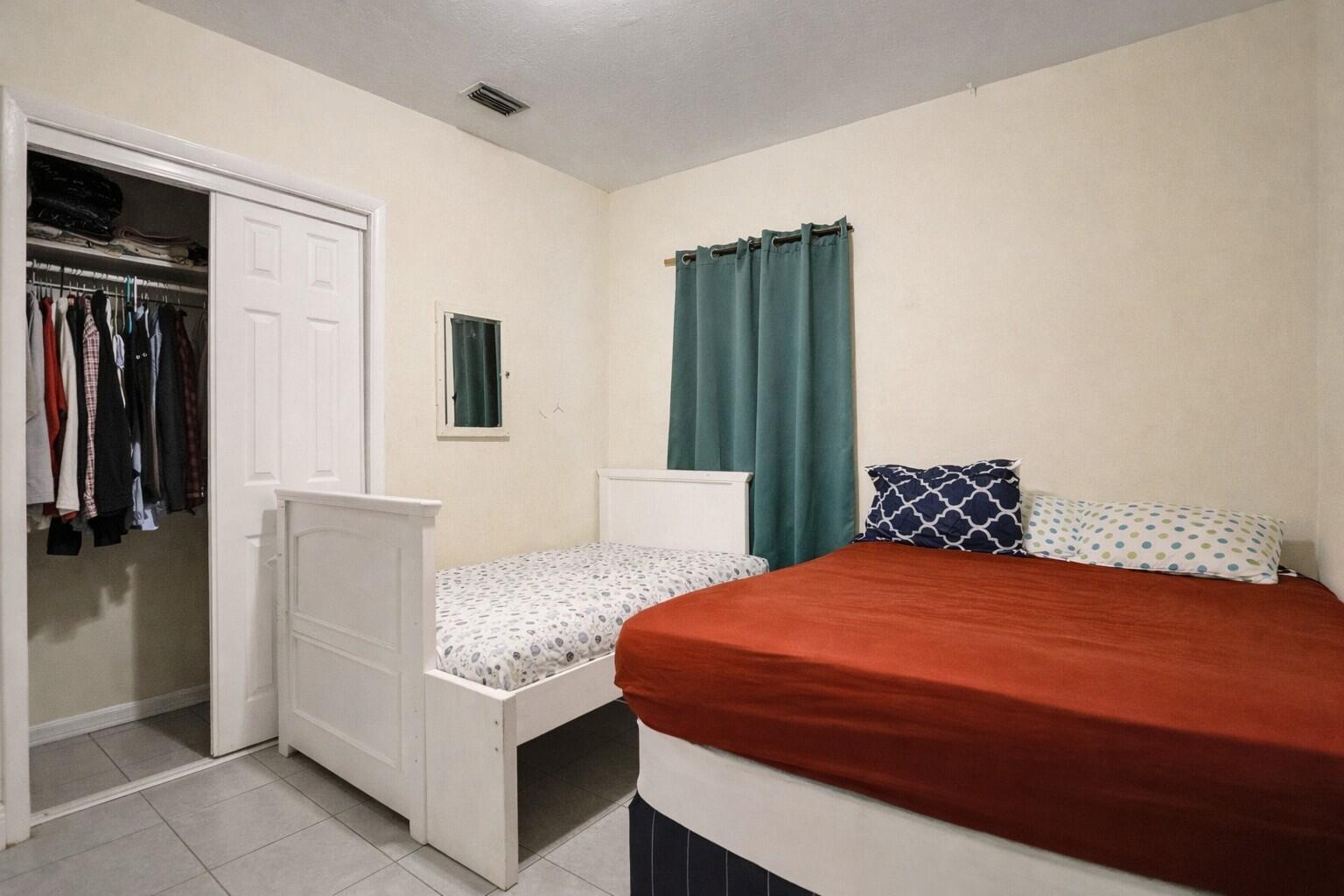 BELLCAMP MANOR - Residential Income