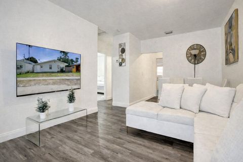 250 NW 83rd Street Miami FL 33150