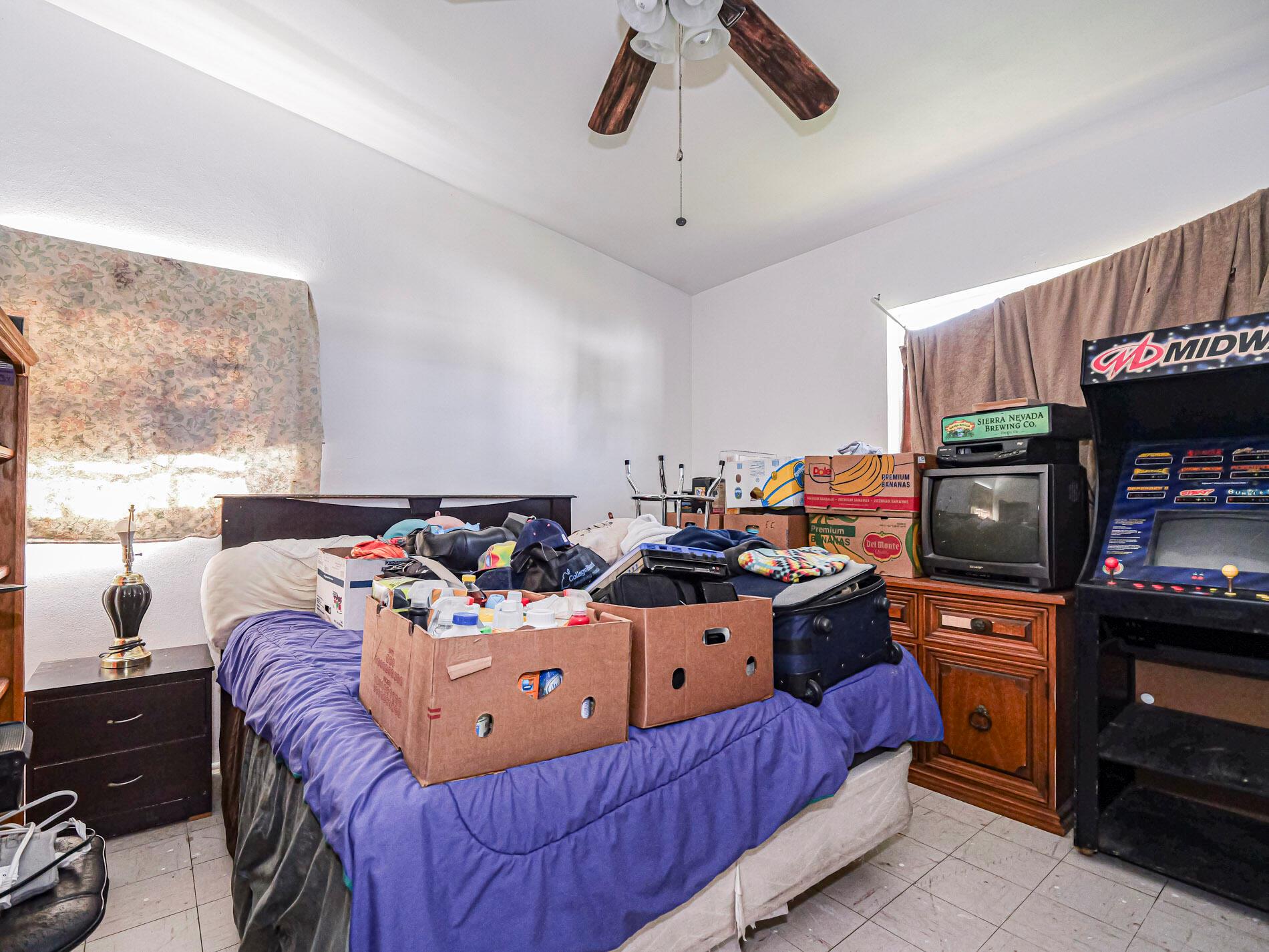 DIXIE GARDENS UNIT 4 - Residential