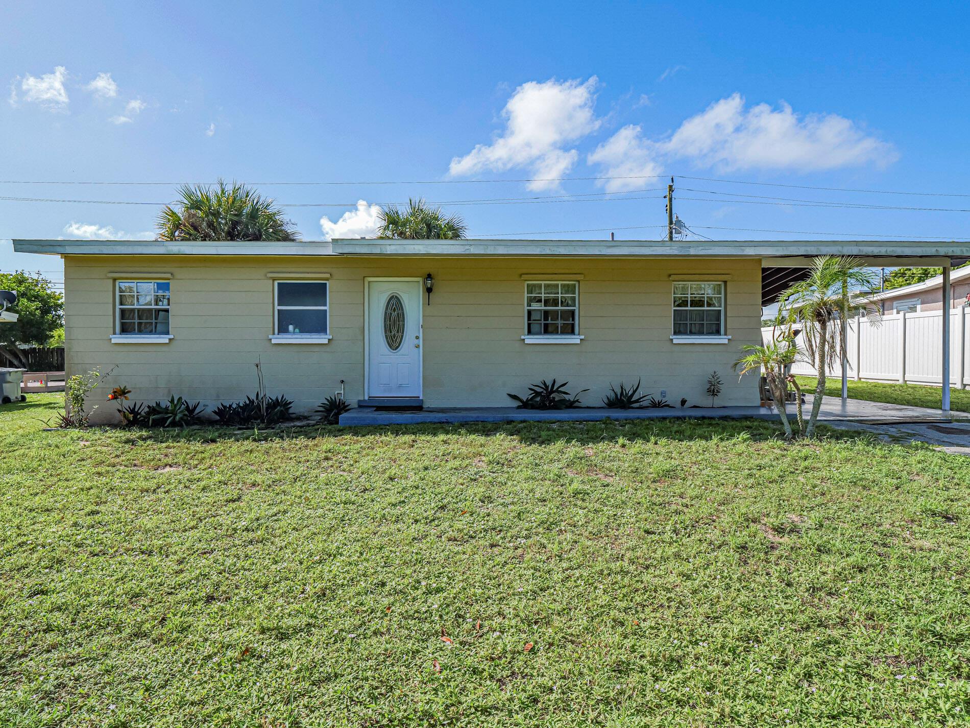 DIXIE GARDENS UNIT 4 - Residential