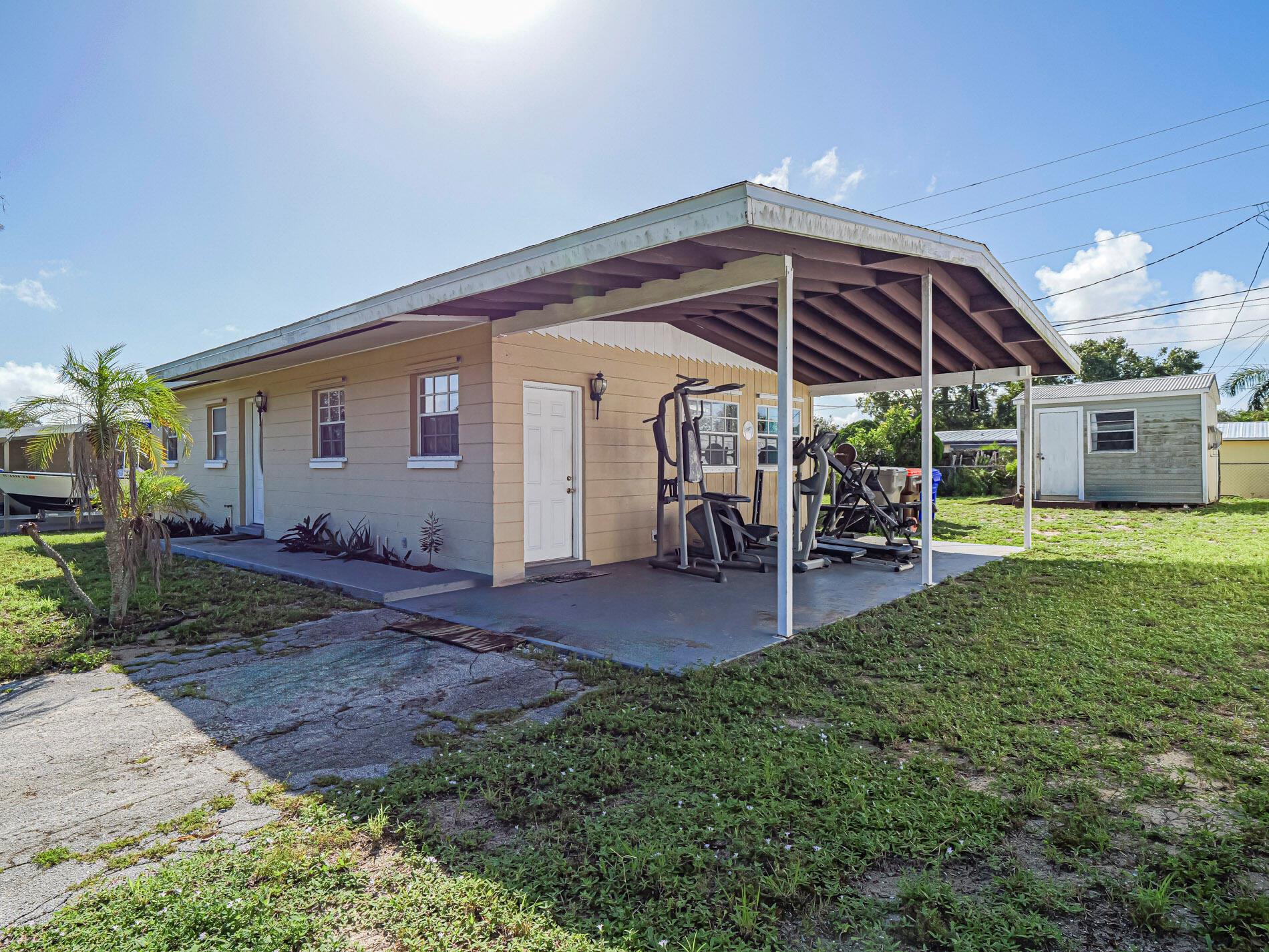 DIXIE GARDENS UNIT 4 - Residential