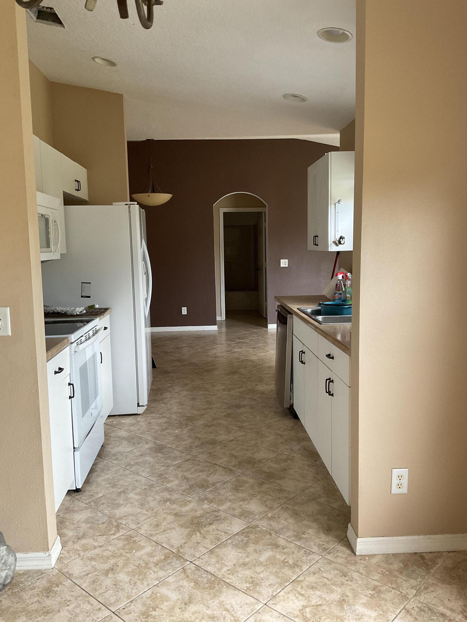 PORT ST LUCIE SECTION 13 - Residential