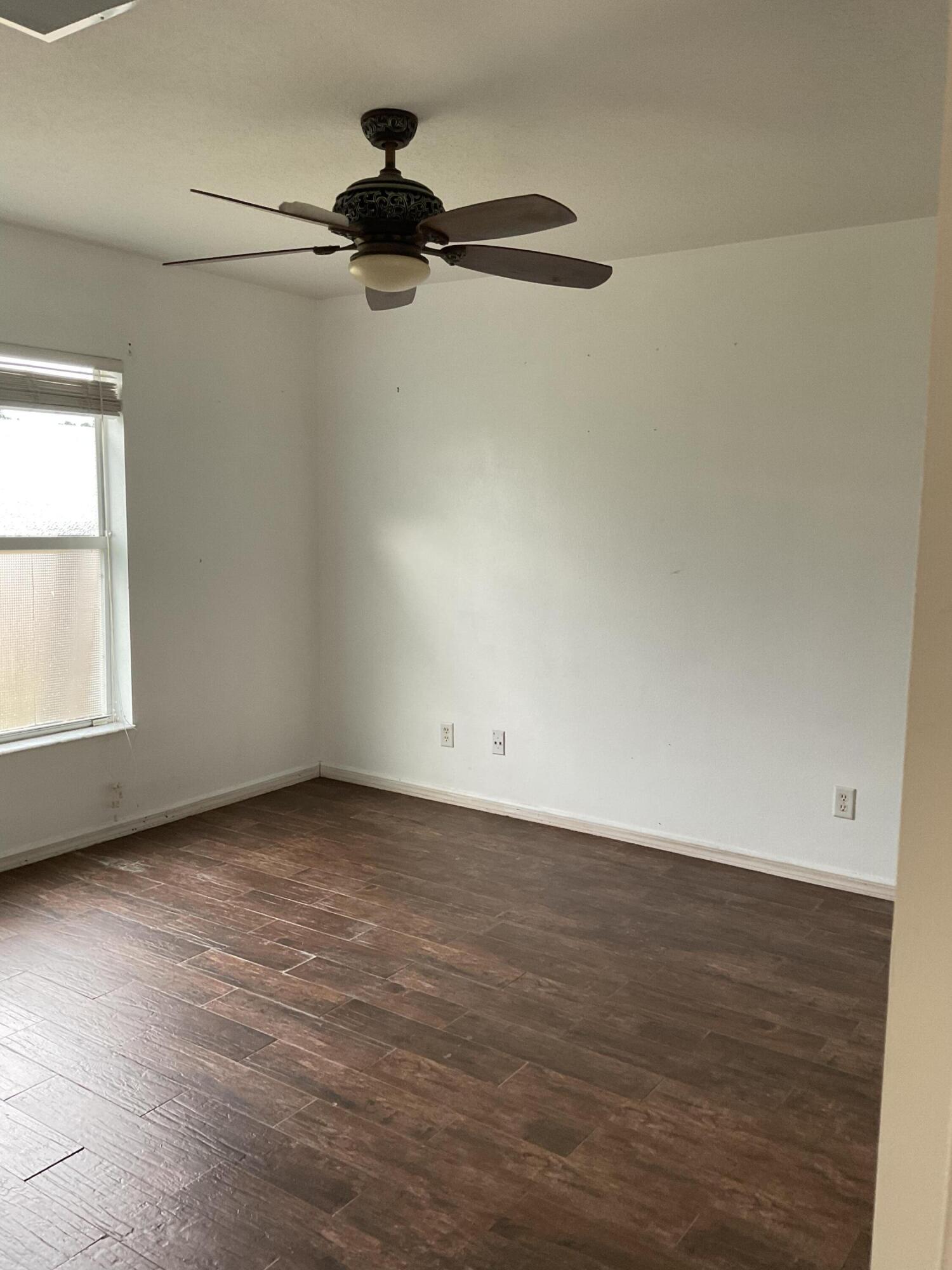 PORT ST LUCIE SECTION 13 - Residential