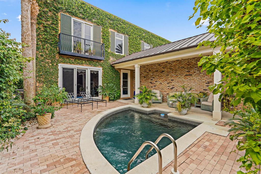 Island Crossings - Residential