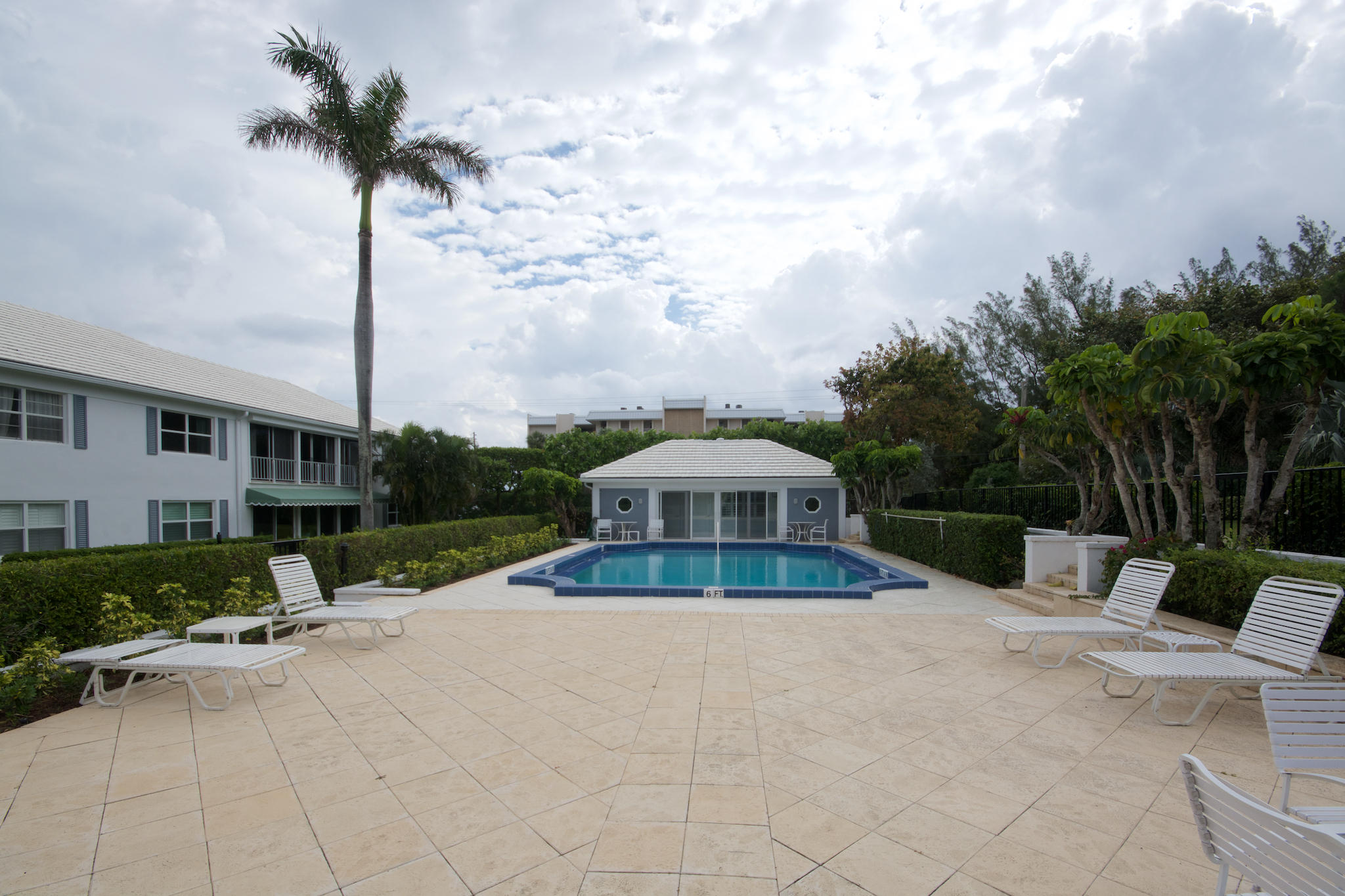 BERMUDA CLUB OF GULFSTREAM CONDO - Residential